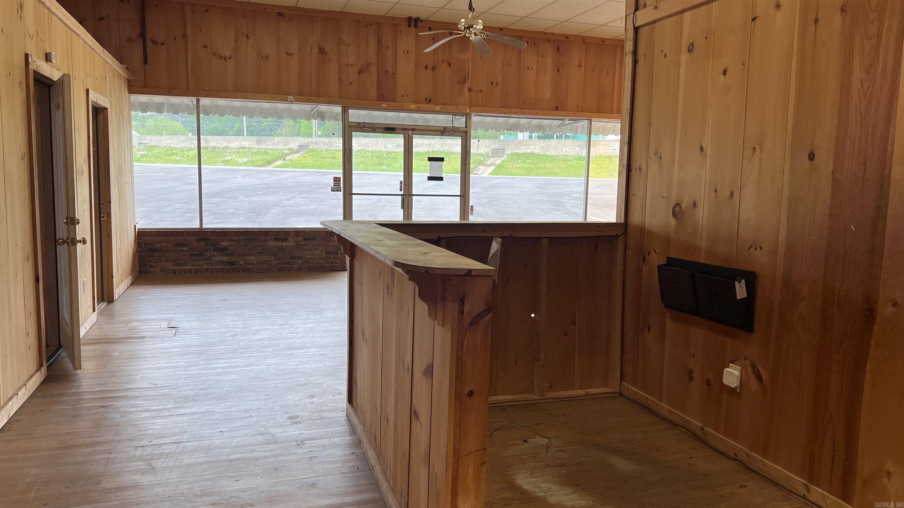 18709  Interstate 30 Frontage Rd  Benton, AR