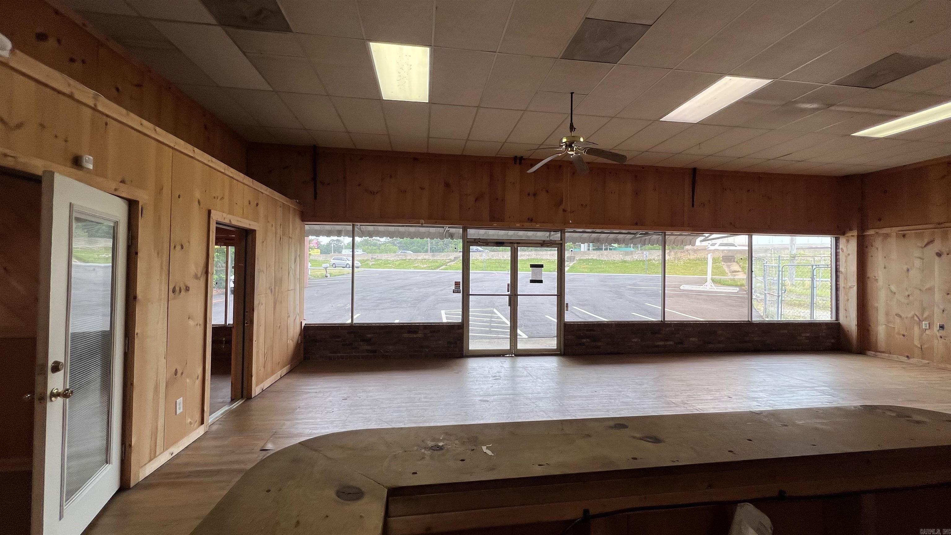 18709  Interstate 30 Frontage Rd  Benton, AR