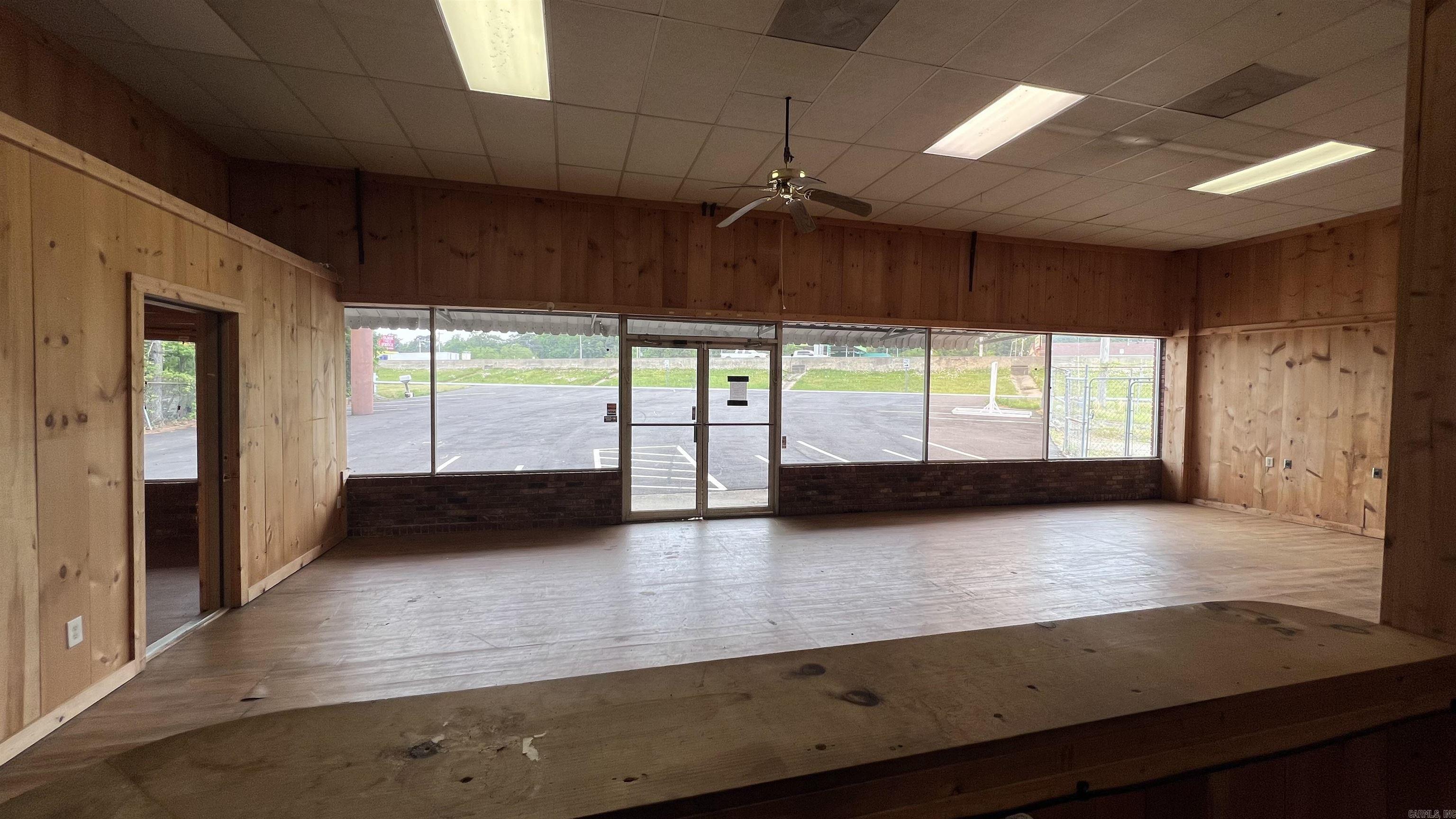 18709  Interstate 30 Frontage Rd  Benton, AR