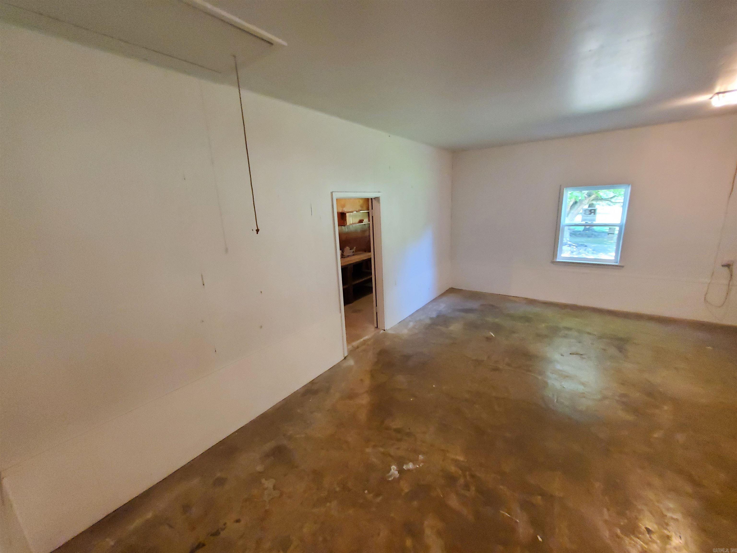 1017 Homecrest Drive Piggott, AR 72454