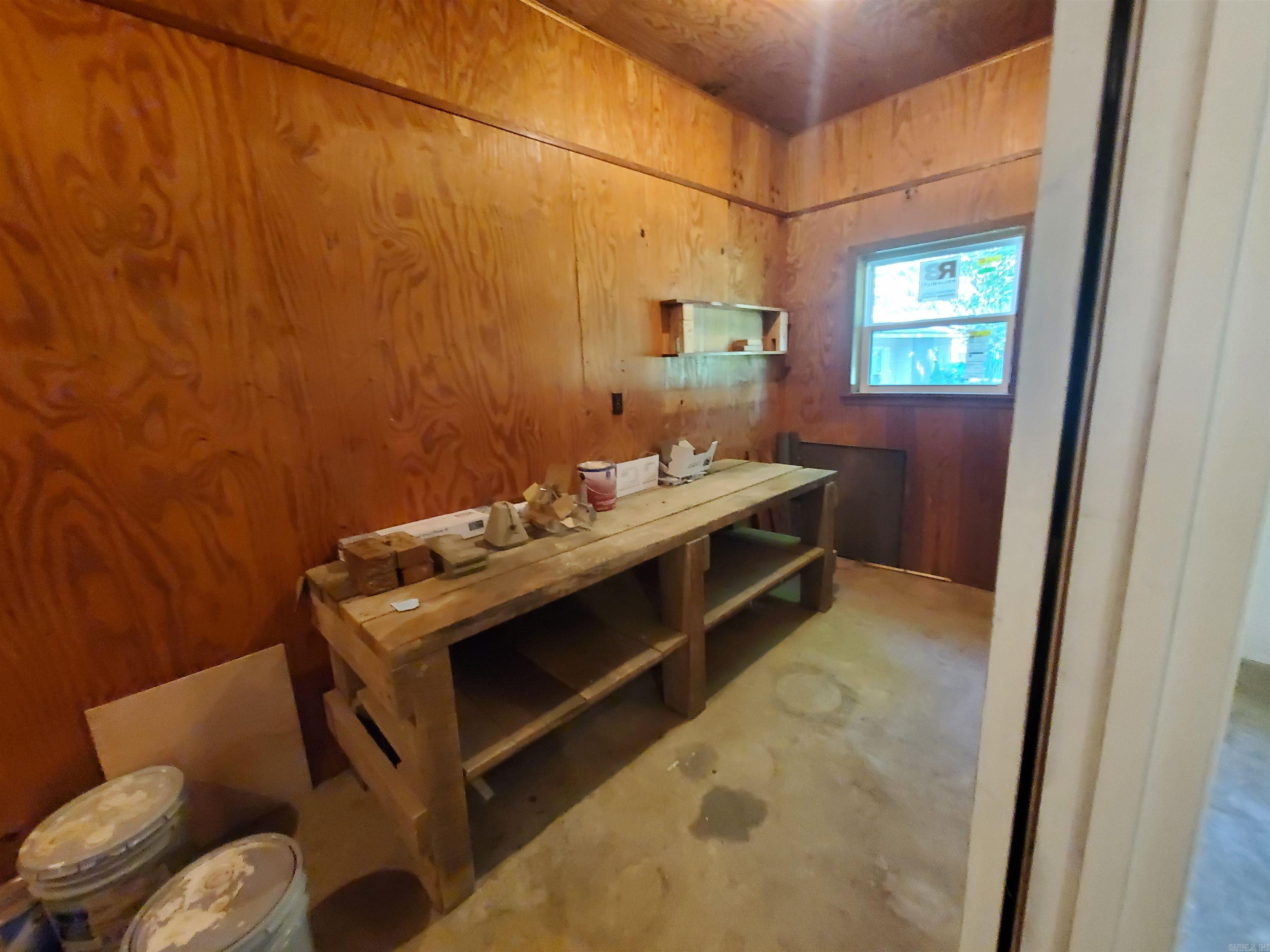 1017 Homecrest Drive Piggott, AR 72454