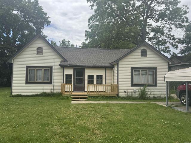 109 E Hicks  Cardwell, MO