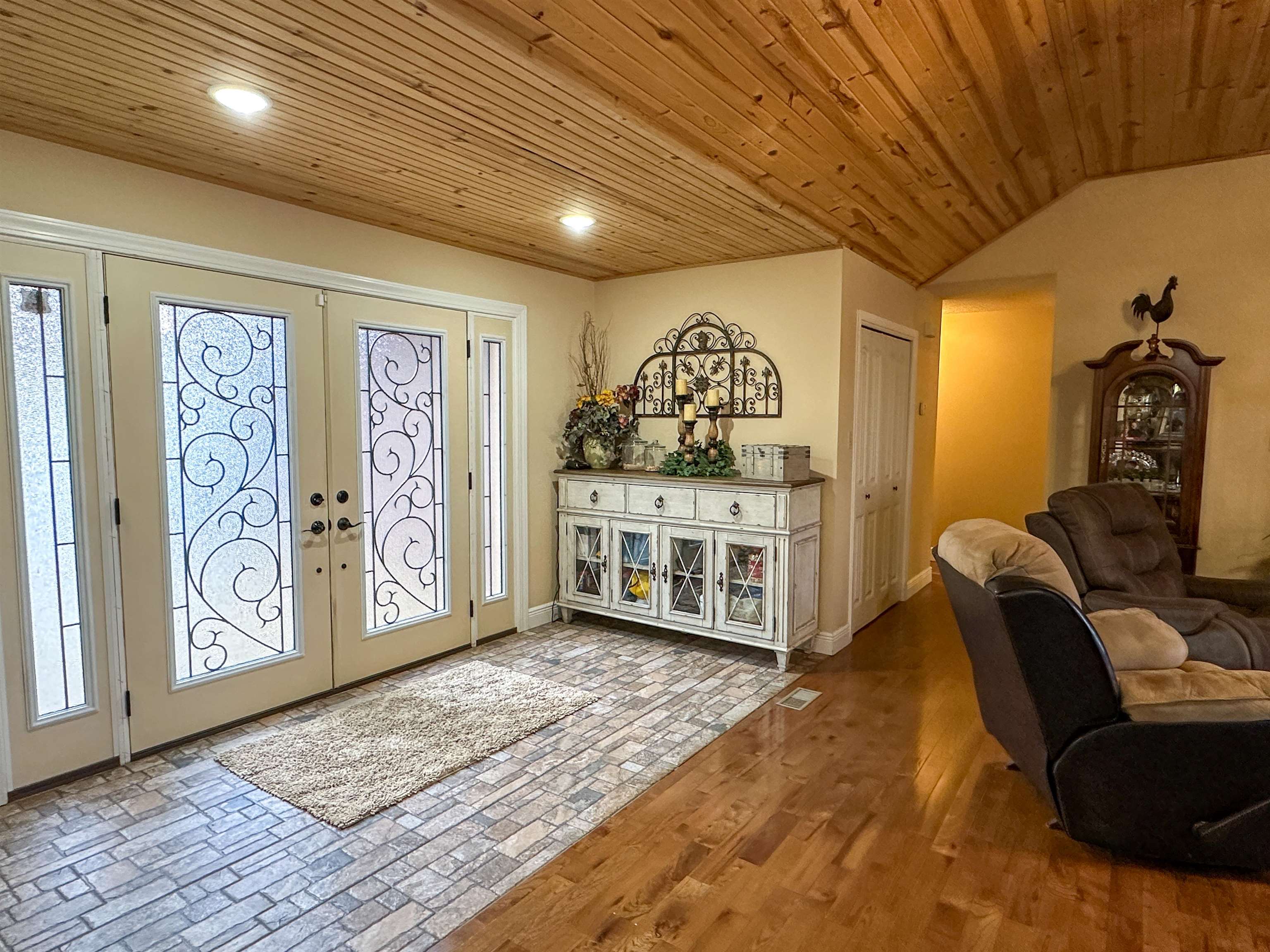 706  South Shore  Horseshoe Bend, AR
