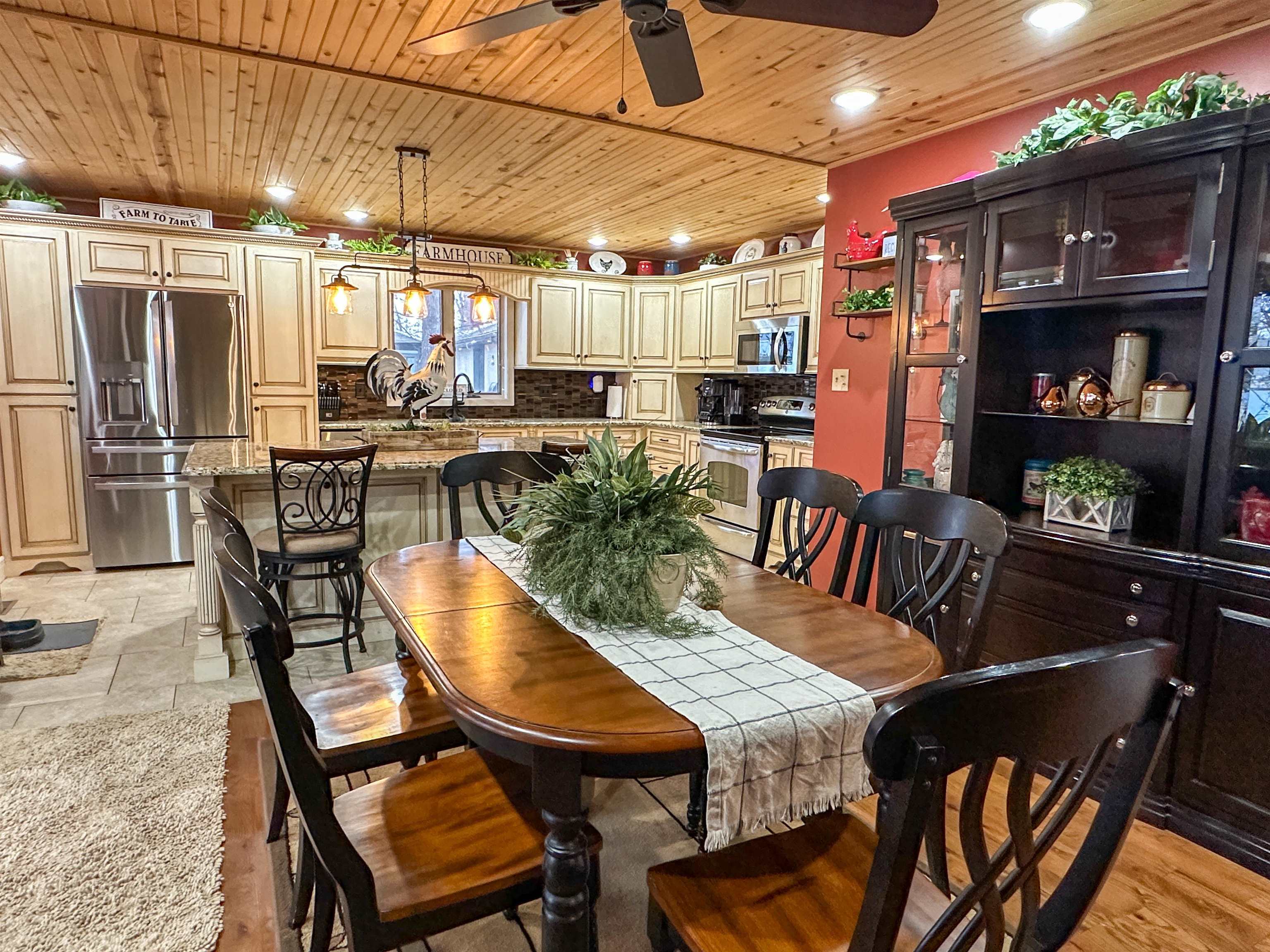 706  South Shore  Horseshoe Bend, AR