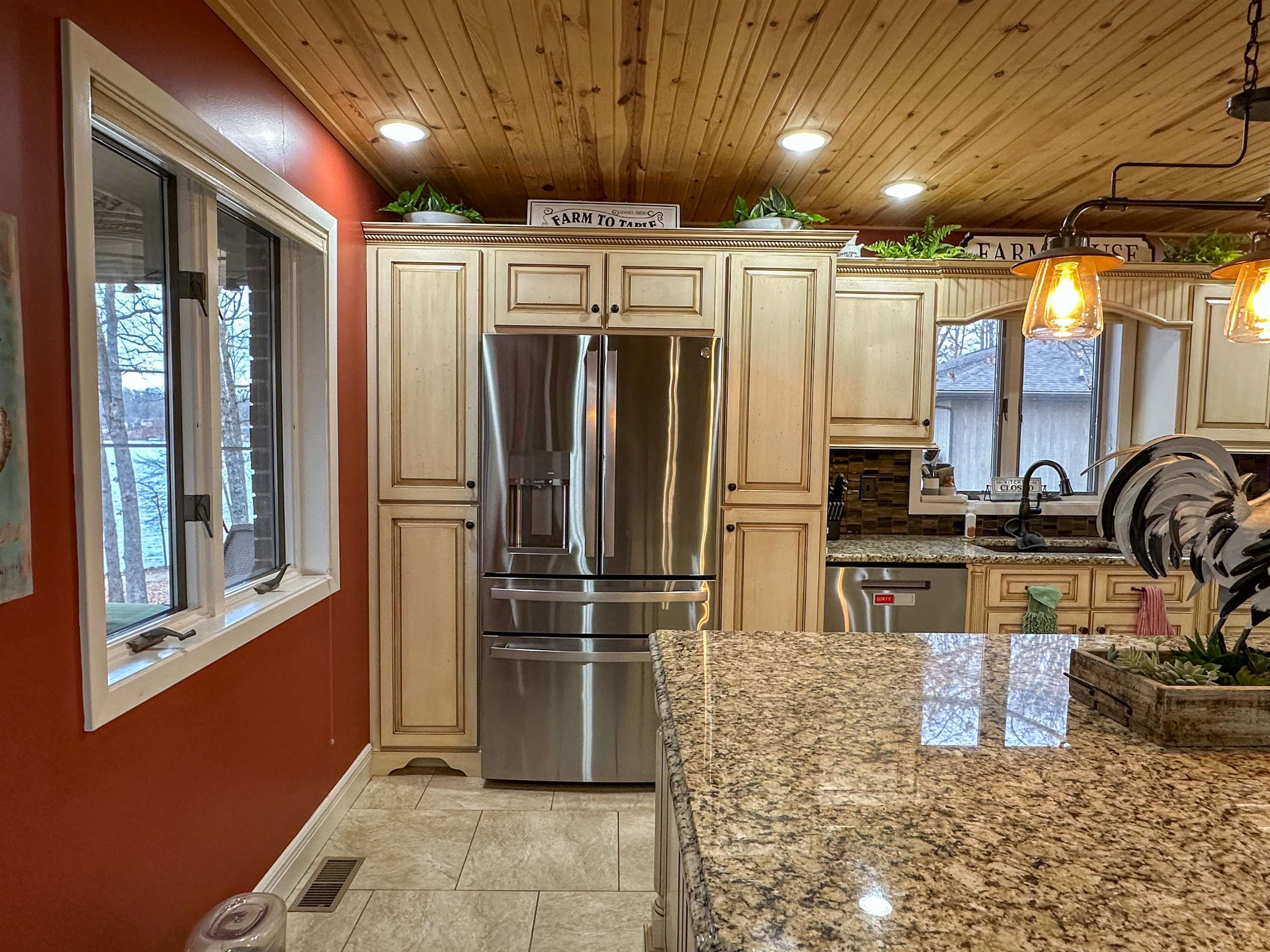 706  South Shore  Horseshoe Bend, AR