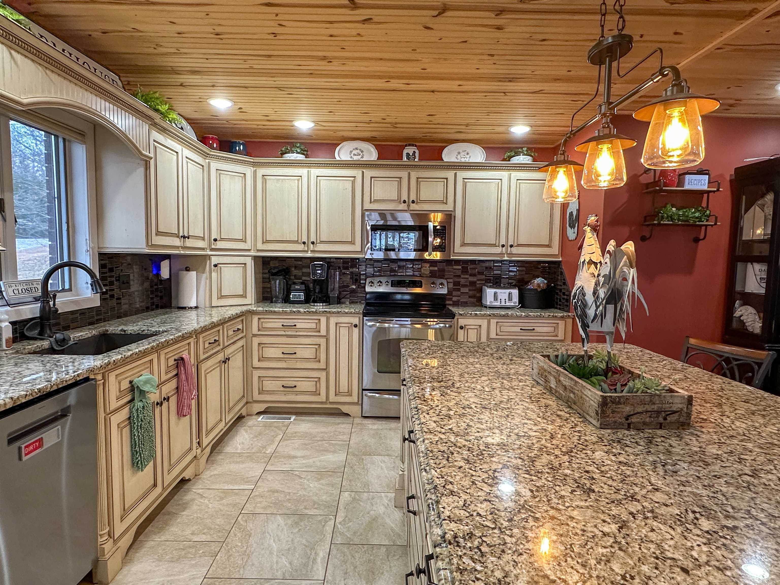 706  South Shore  Horseshoe Bend, AR