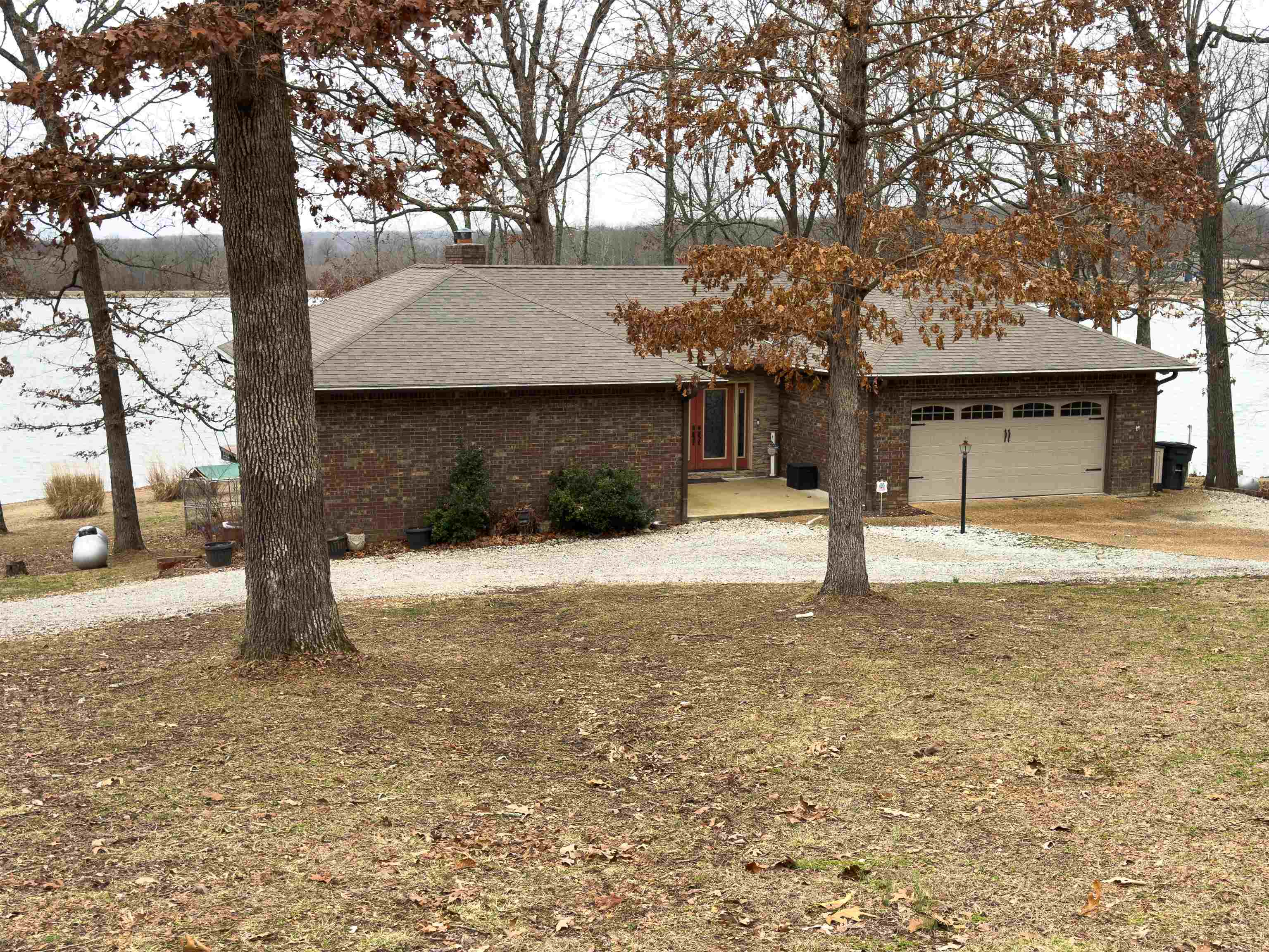 706  South Shore  Horseshoe Bend, AR