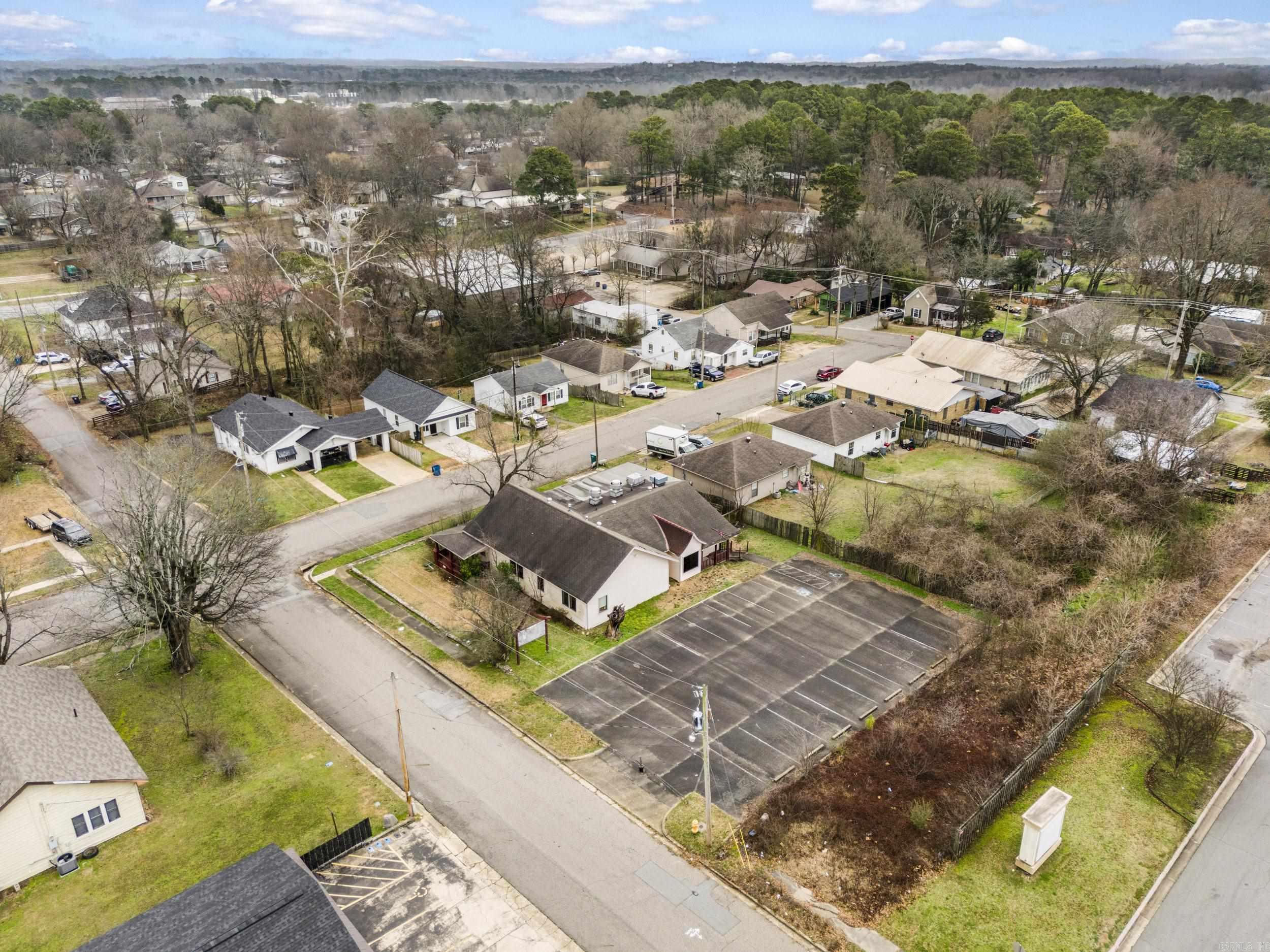 622  Gertrude  Benton, AR