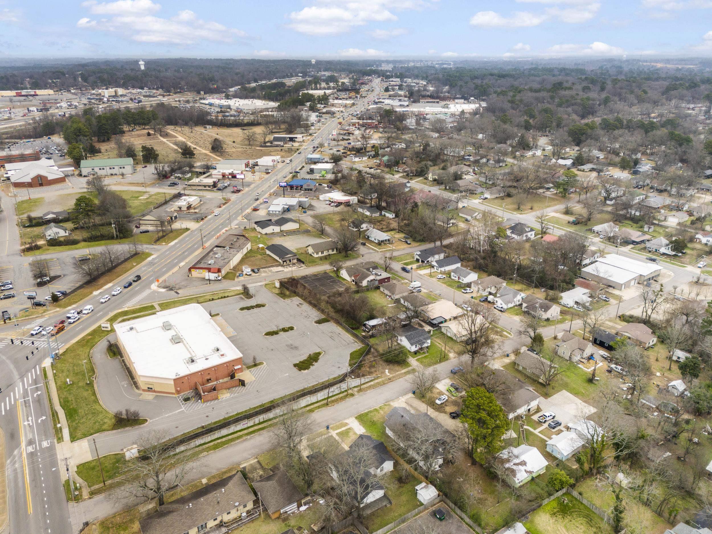 622  Gertrude  Benton, AR