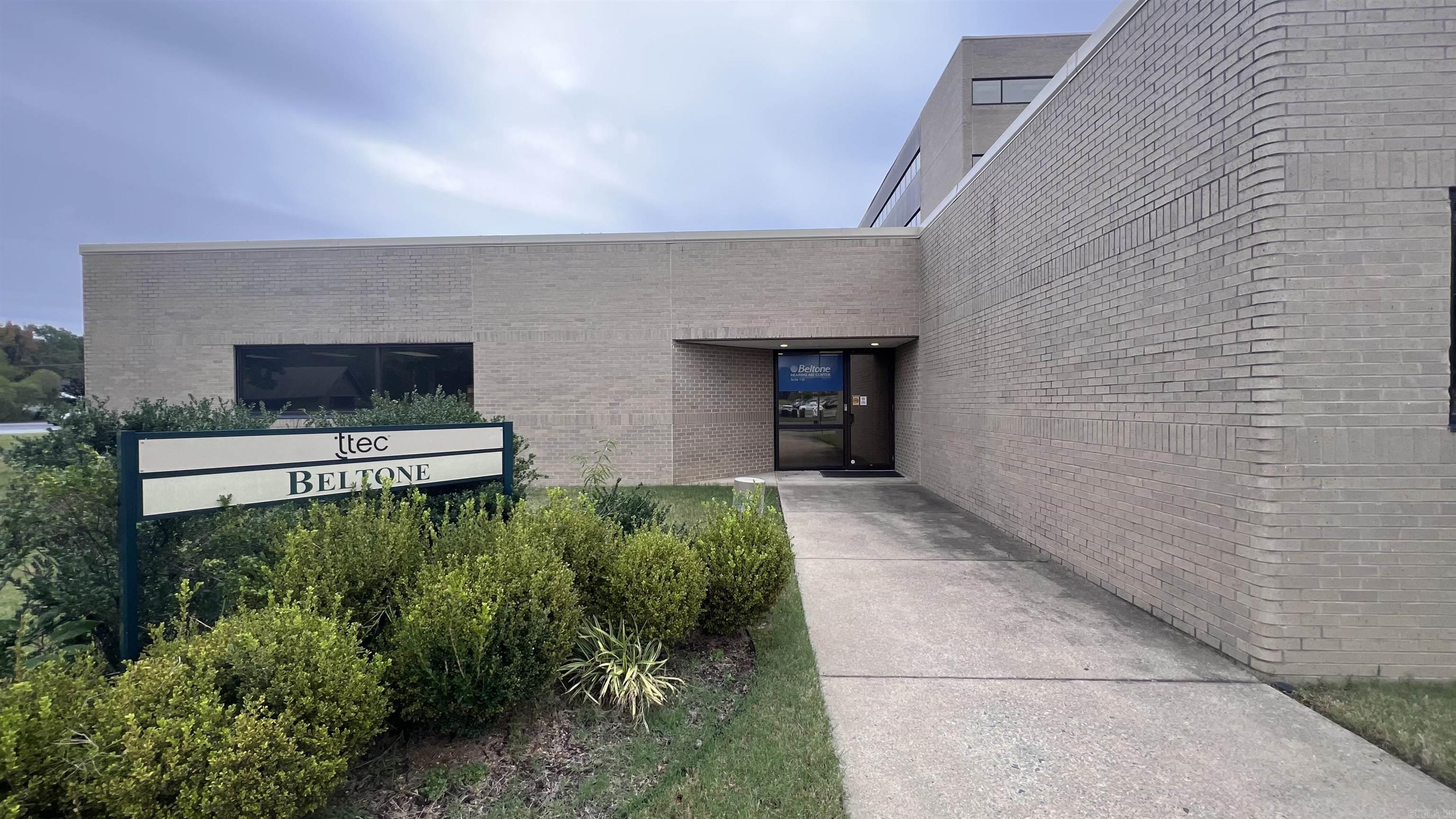 2402  Wildwood Suite 140 Sherwood, AR