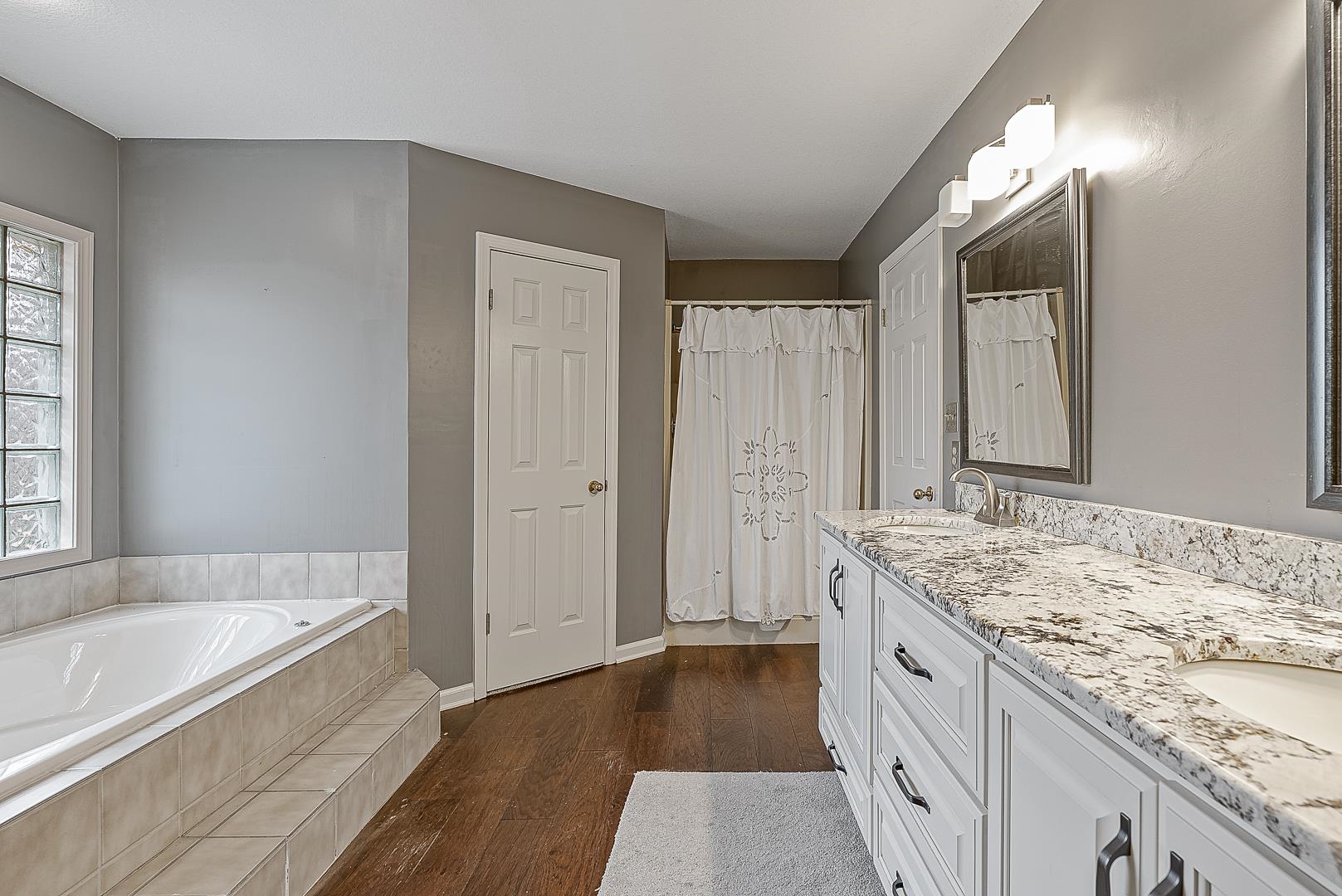 603 Old Canyon Drive Jonesboro, AR 72404