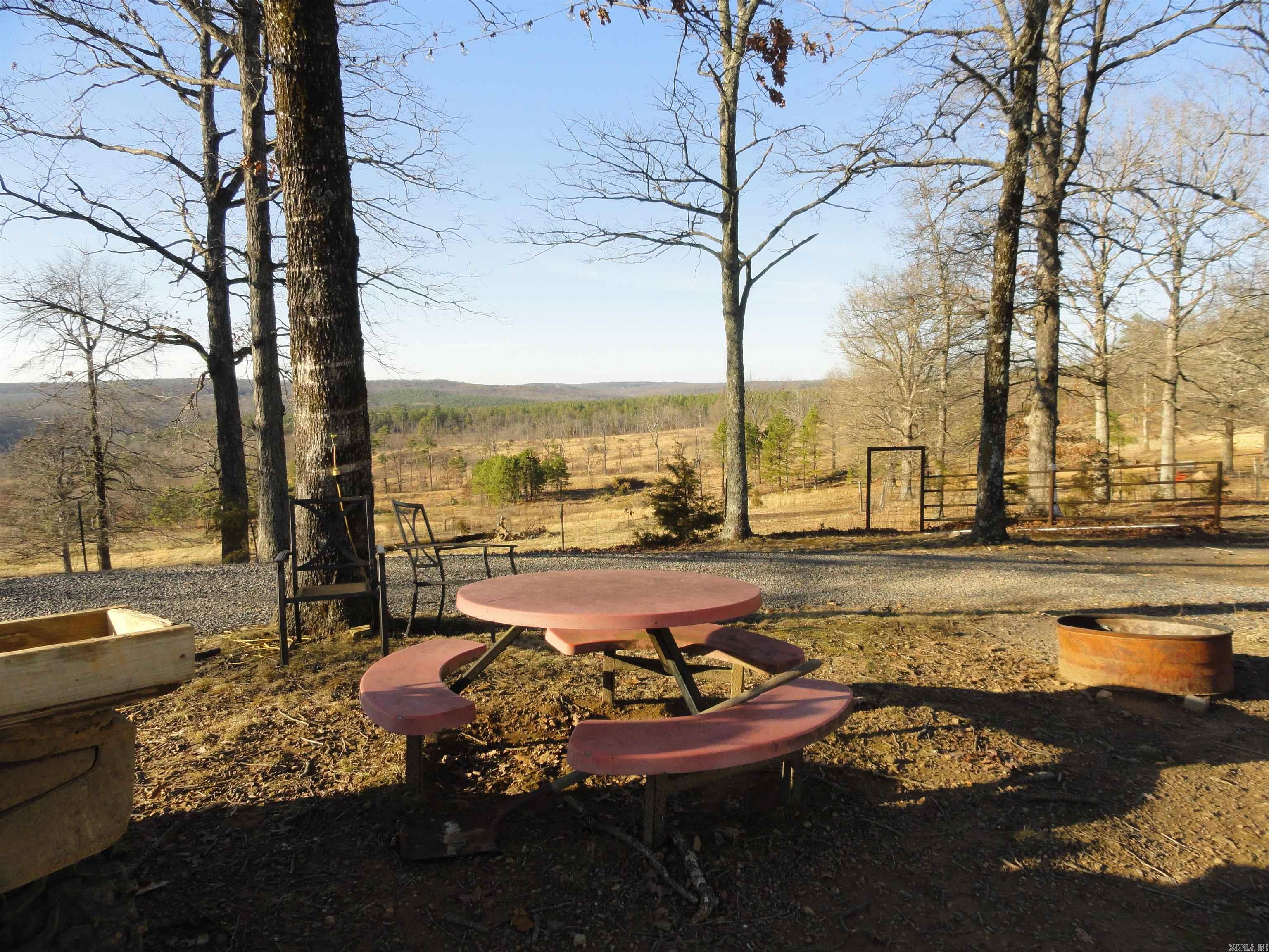 3283 Dodd Mtn. Road Shirley, AR 72153