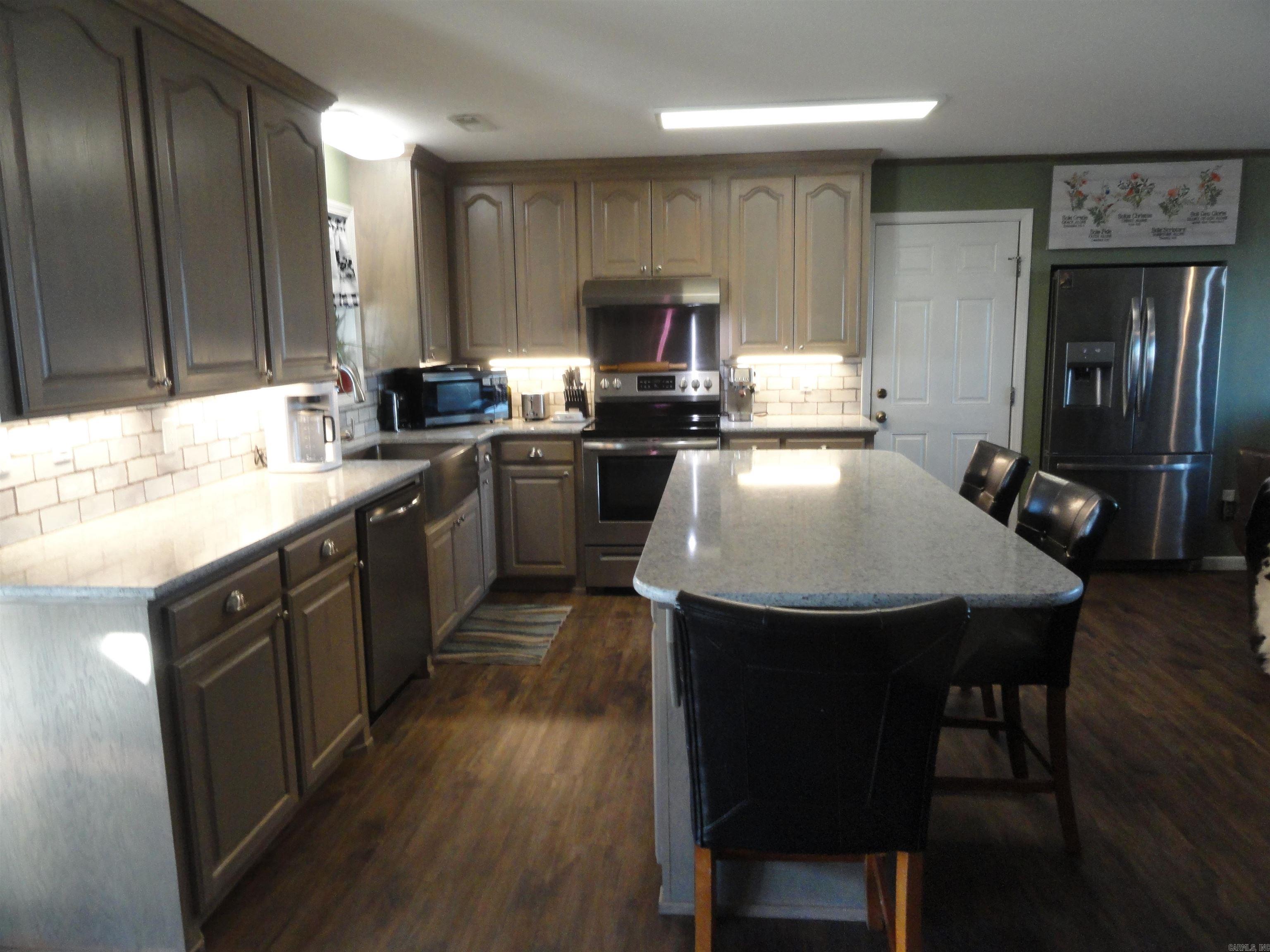 3283 Dodd Mtn. Road Shirley, AR 72153