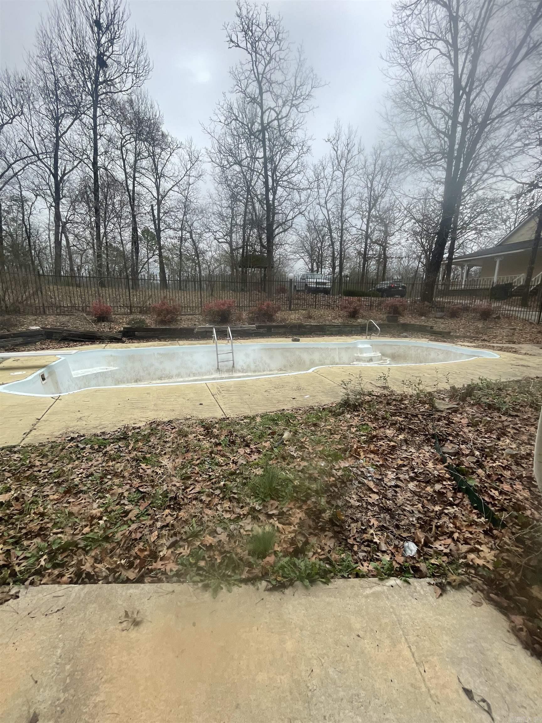 197  Tunica Trail  Hot Springs, AR