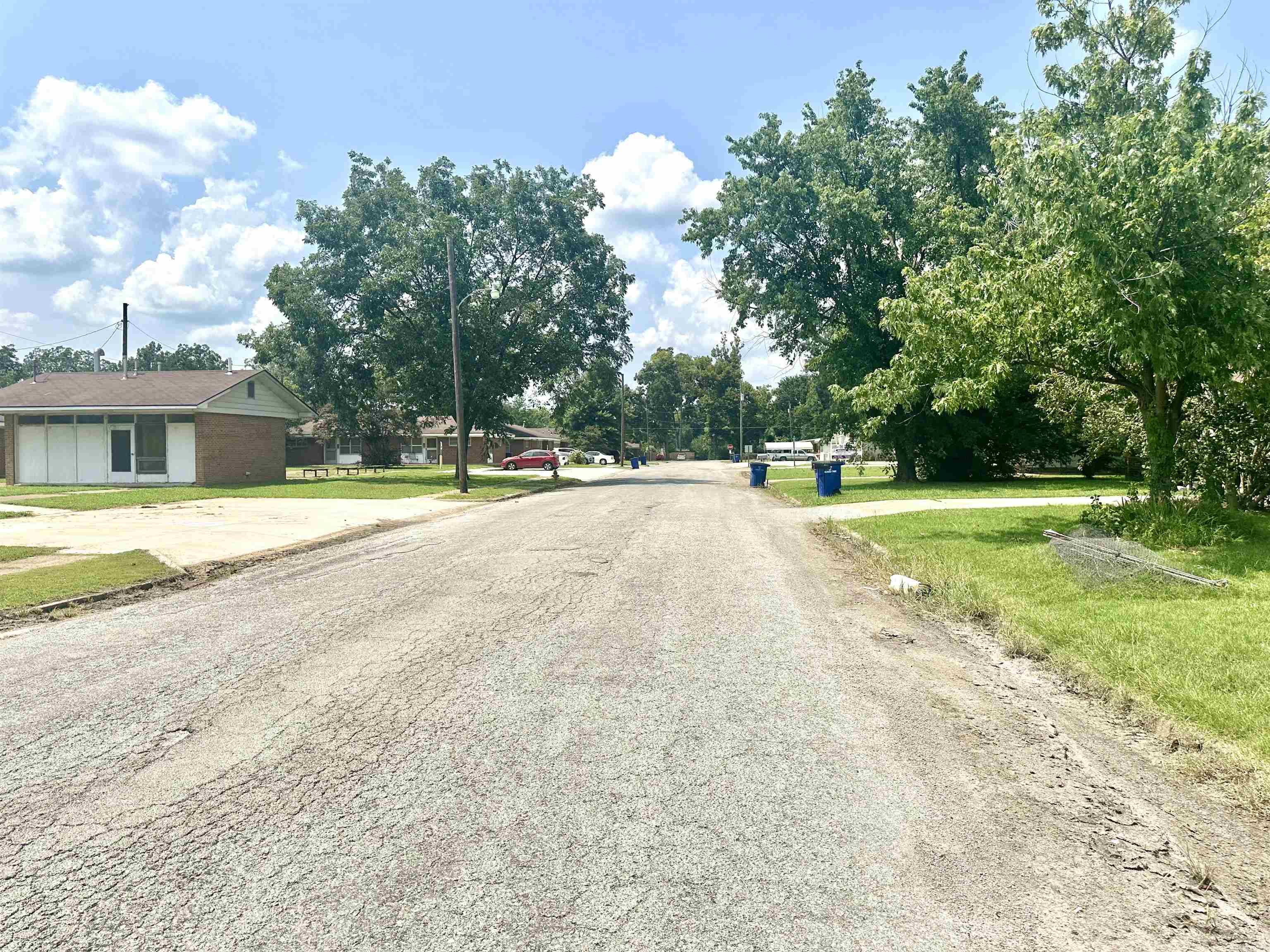 111  Sneed  Marked Tree, AR