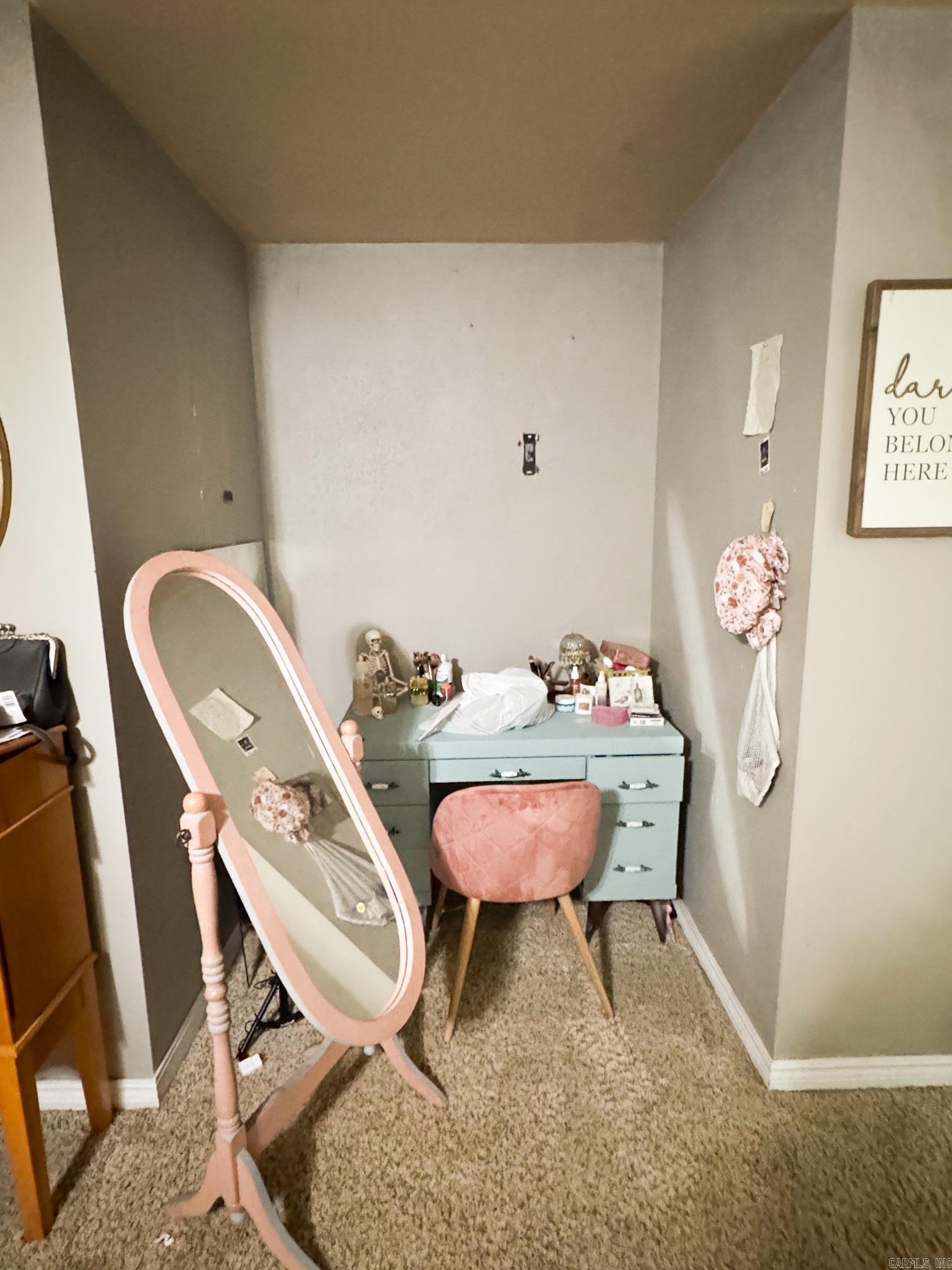 707 E Main  Paris, AR