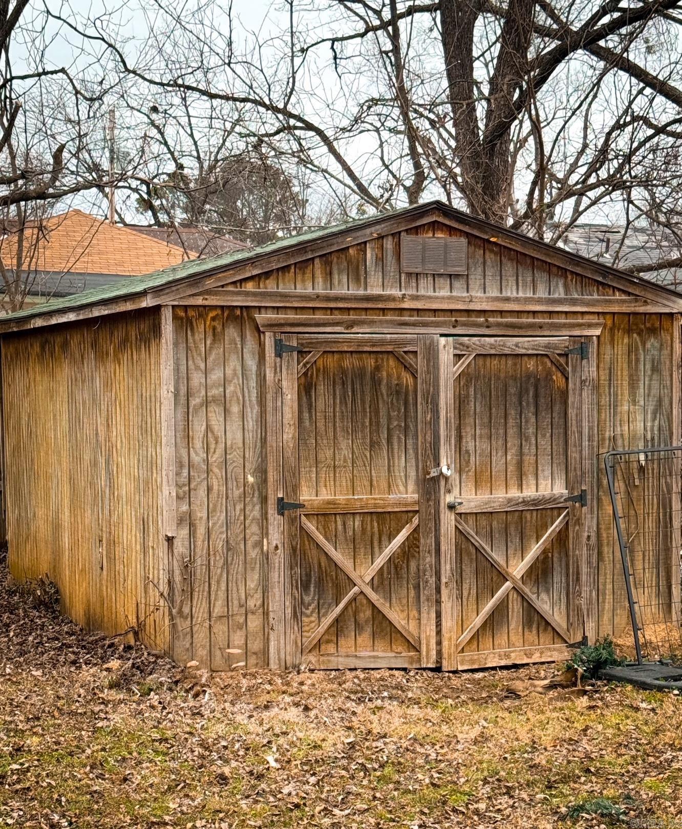 707 E Main  Paris, AR