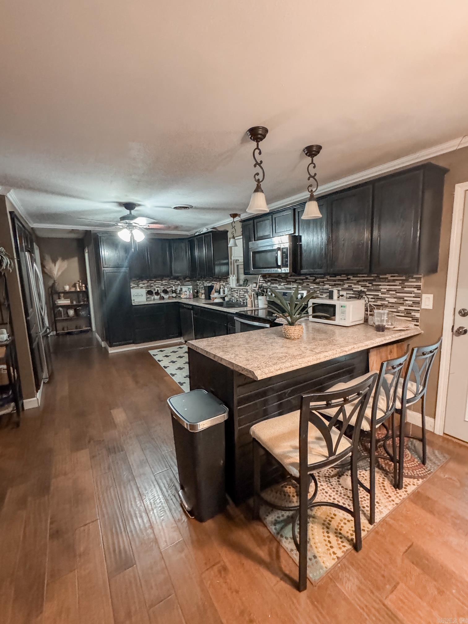 707 E Main  Paris, AR
