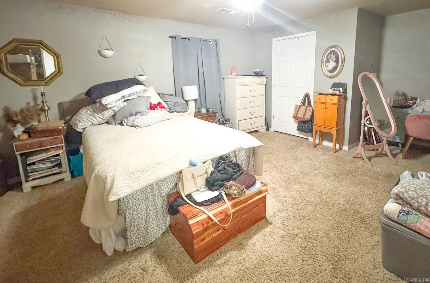 707 E Main  Paris, AR