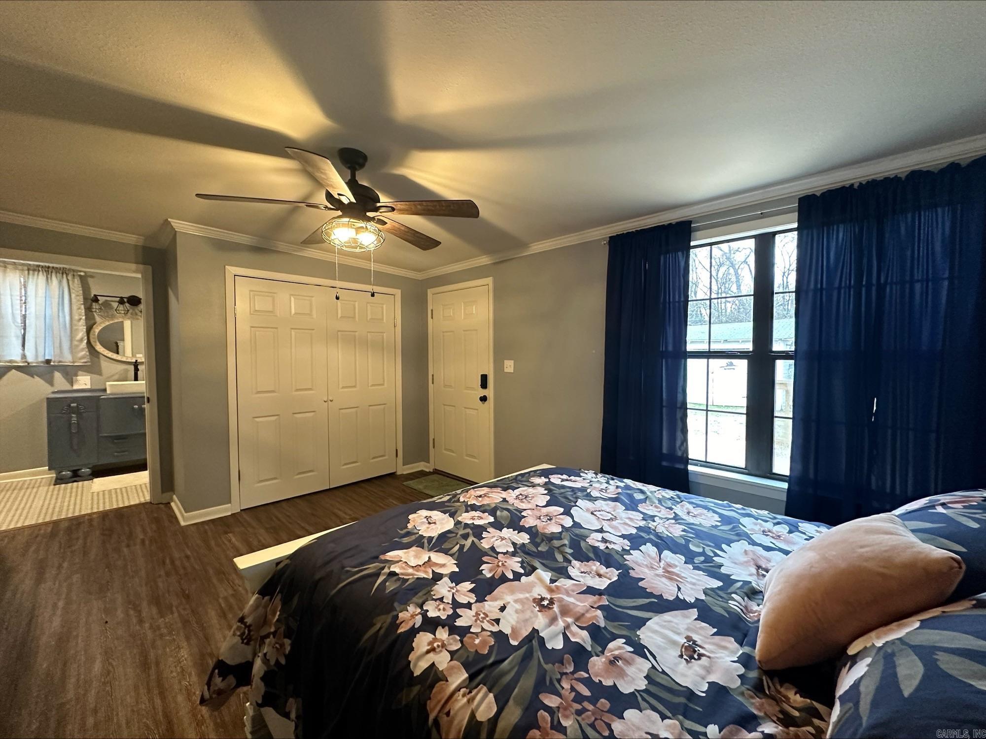 702 W Pine  Warren, AR