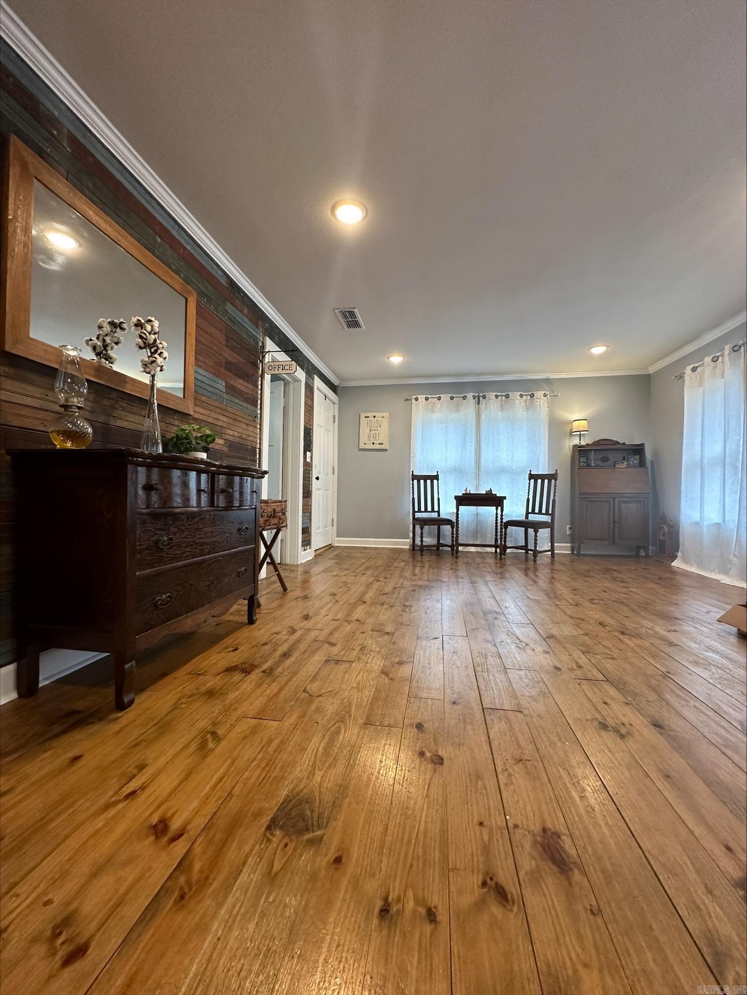 702 W Pine  Warren, AR