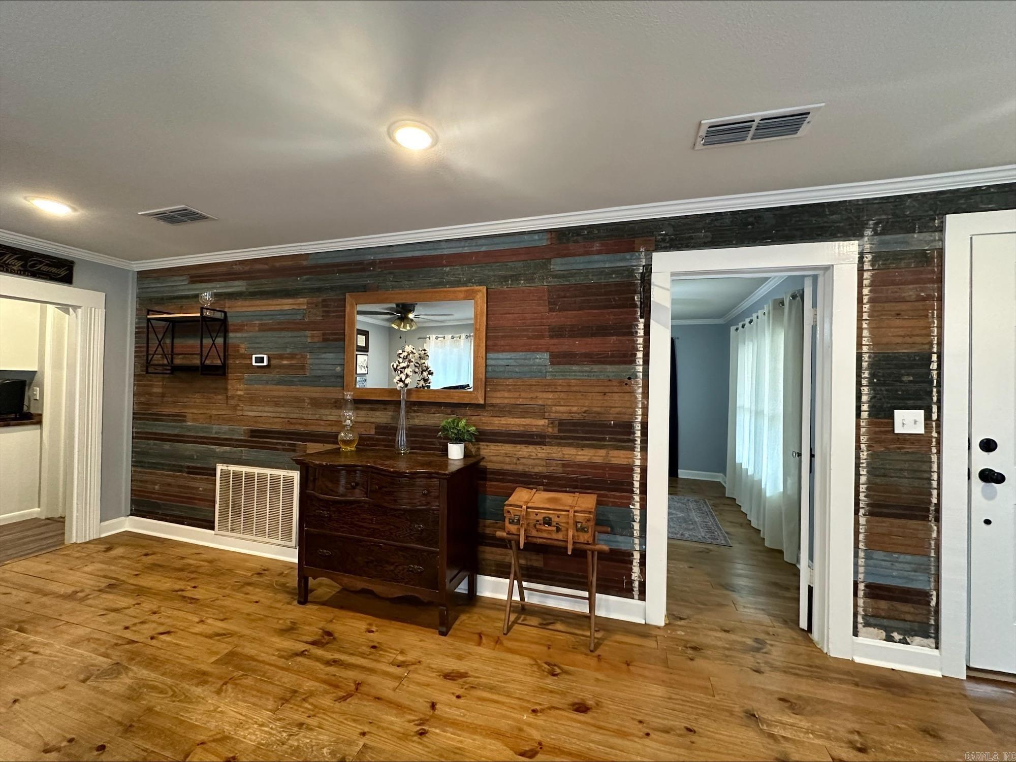 702 W Pine  Warren, AR