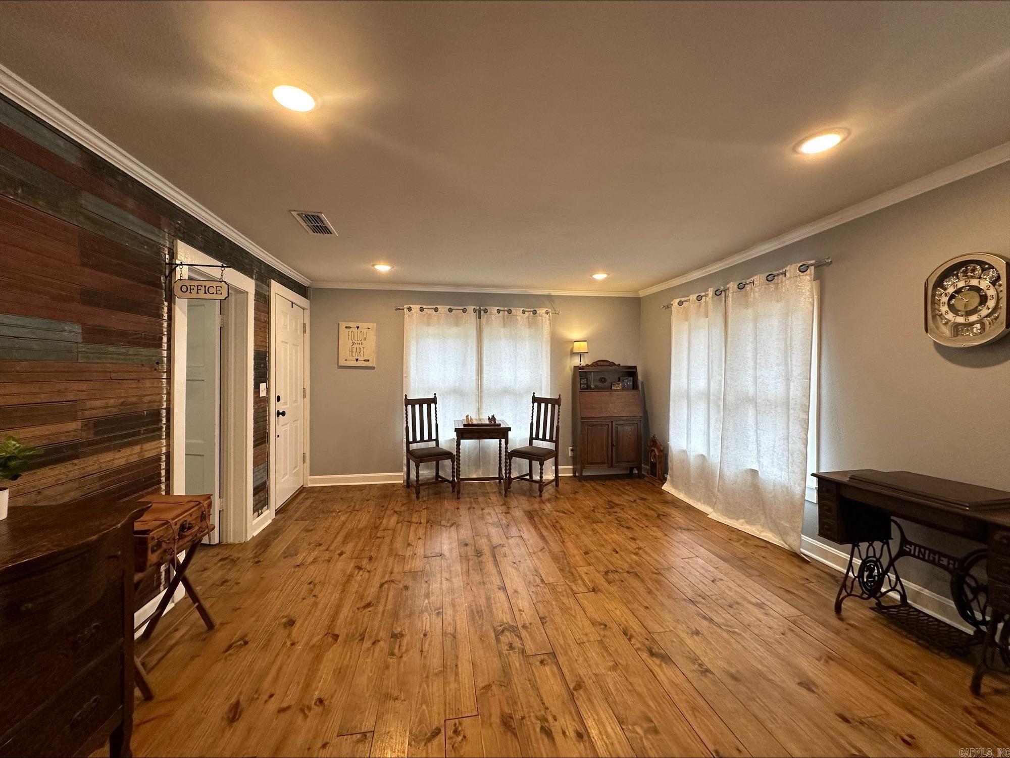 702 W Pine  Warren, AR