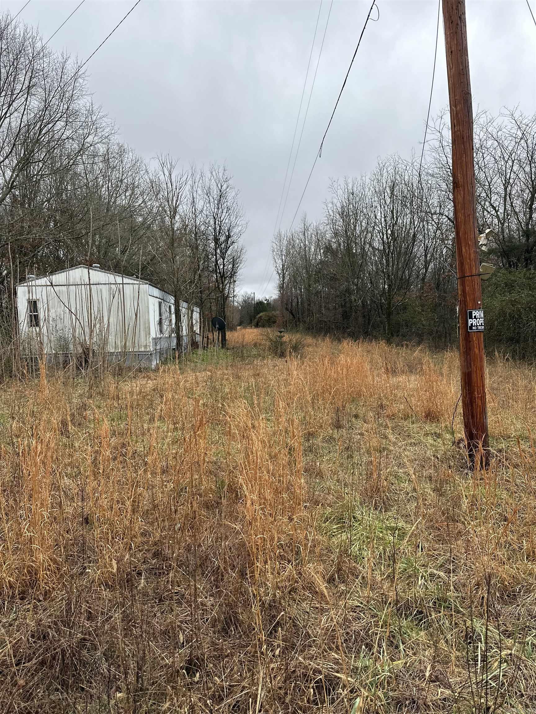 305  Loop Road  Locust Grove, AR