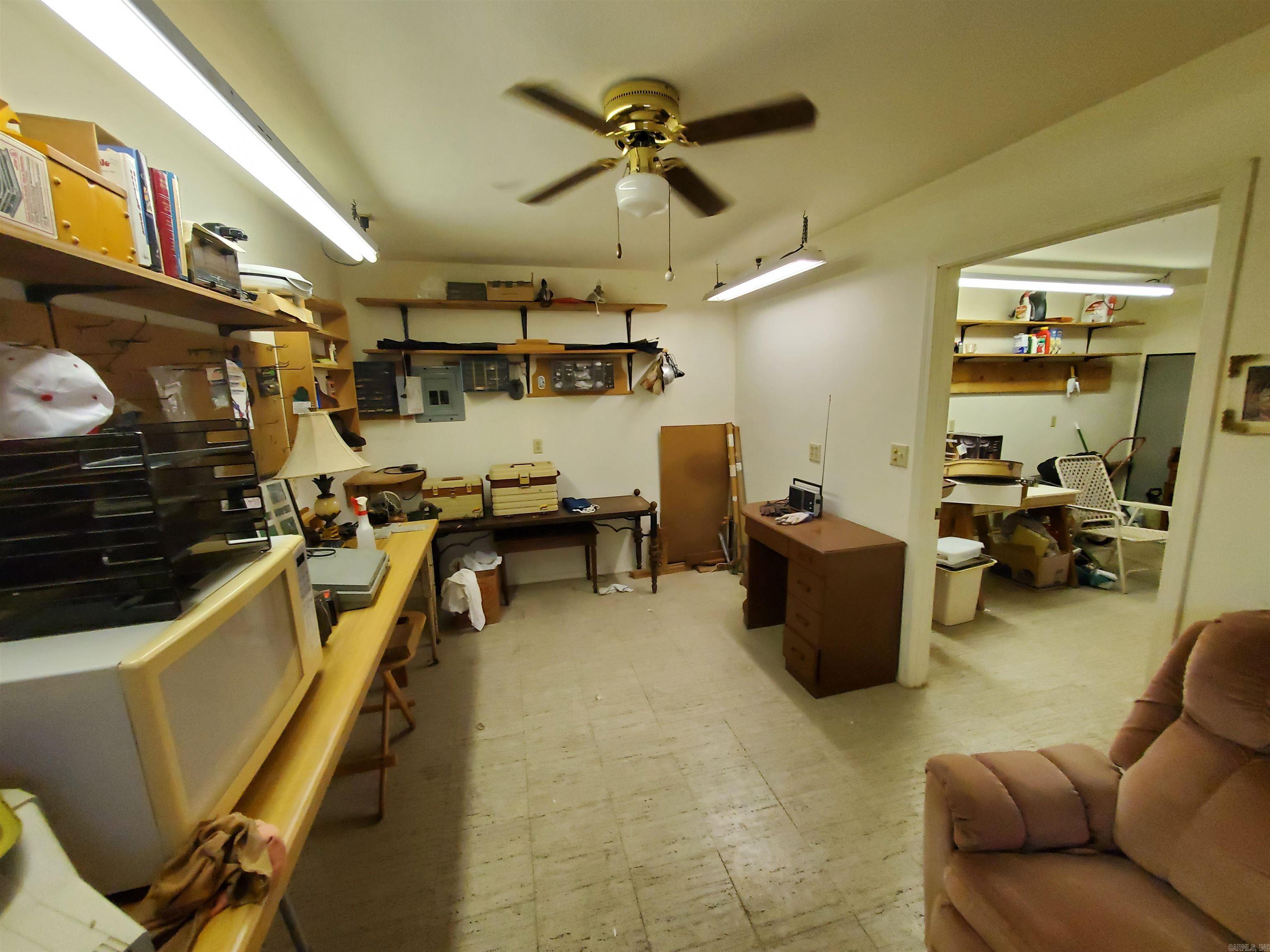 435  Ann  Piggott, AR