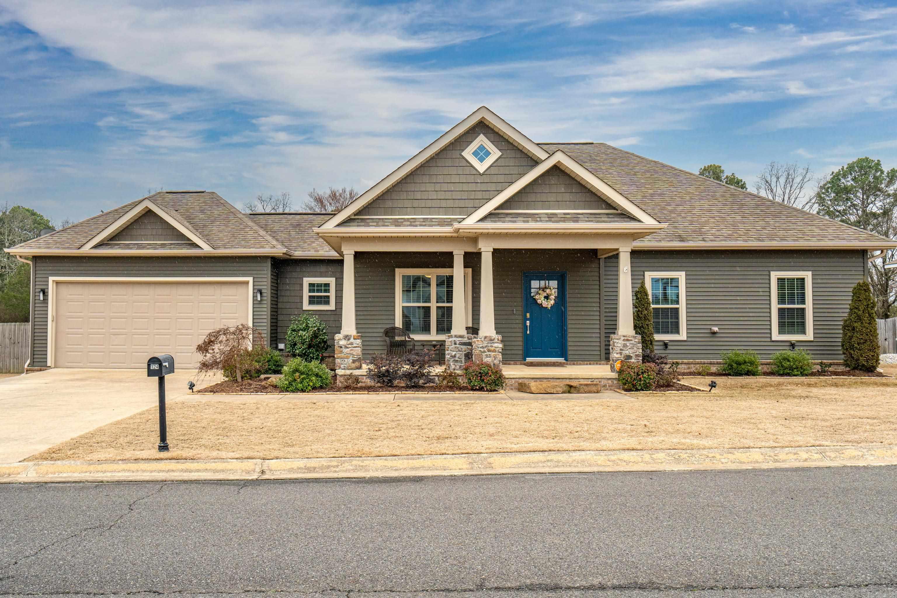 124 Gatehills Place