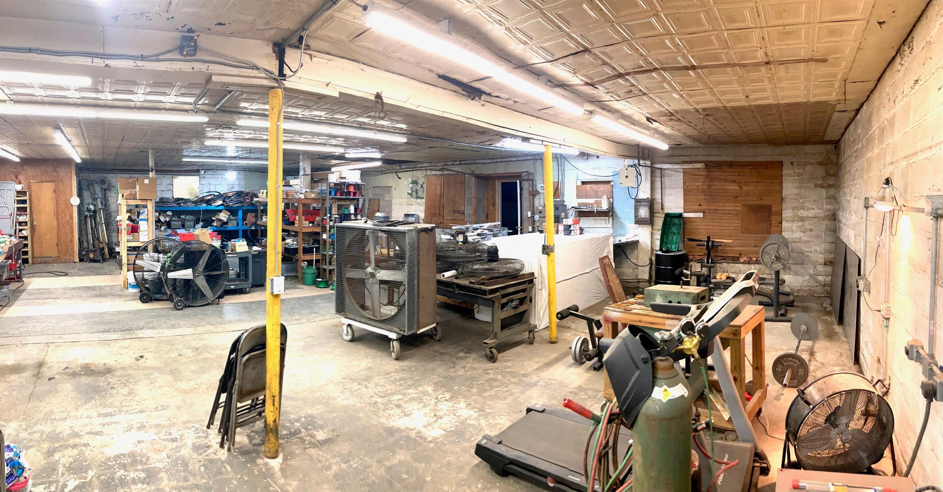 418 N Main  Bay, AR