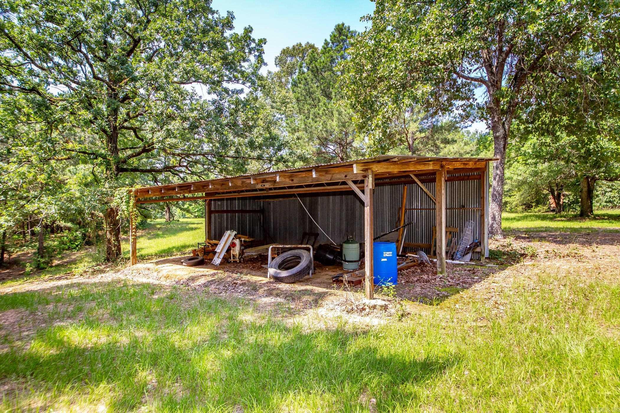136 Private Road 1094  Fouke, AR