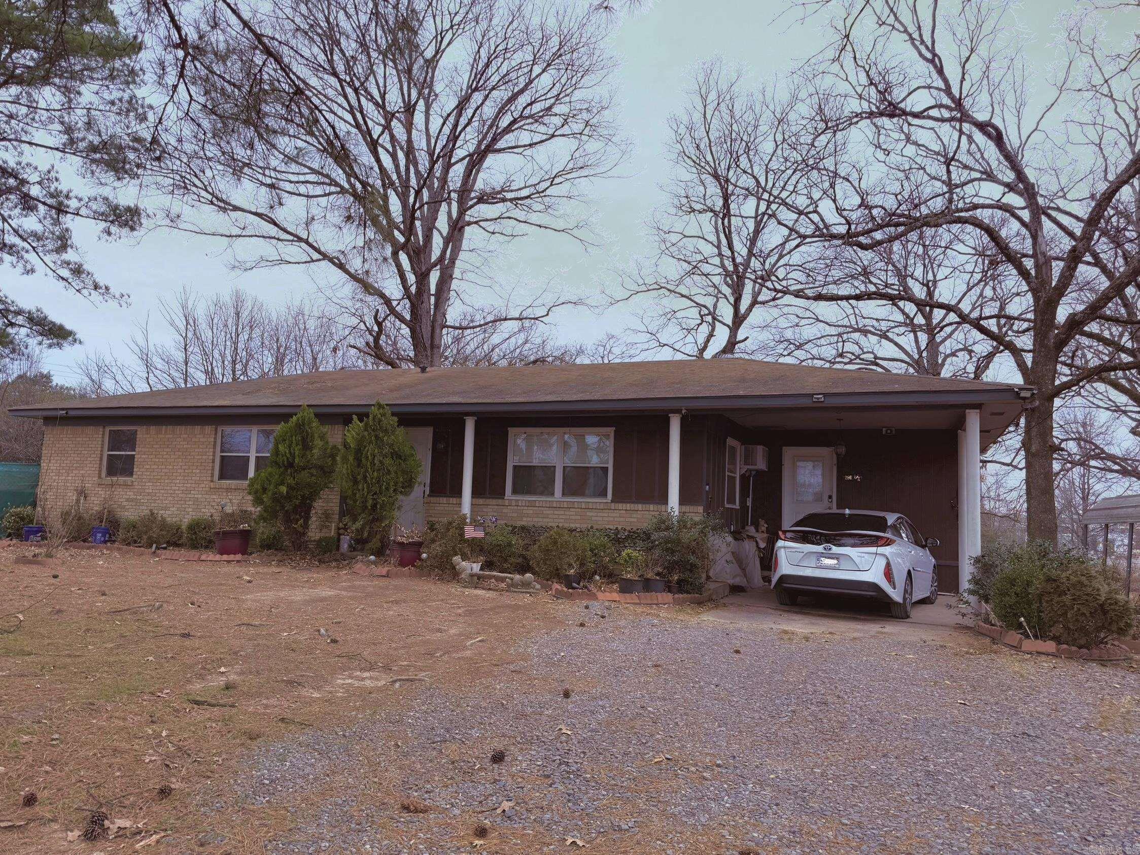 250 1/2  Smokey  North Little Rock, AR