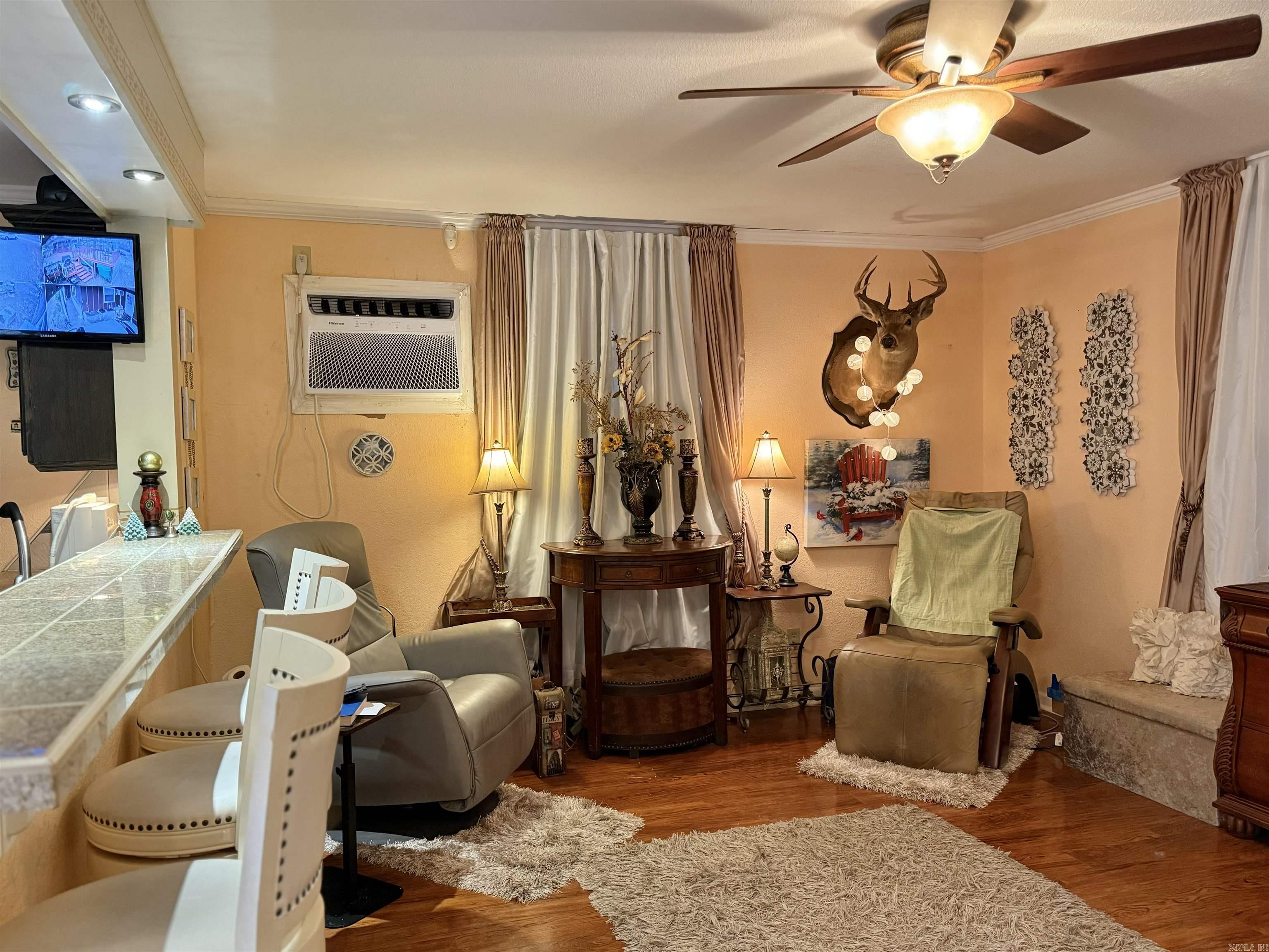 250 1/2  Smokey  North Little Rock, AR