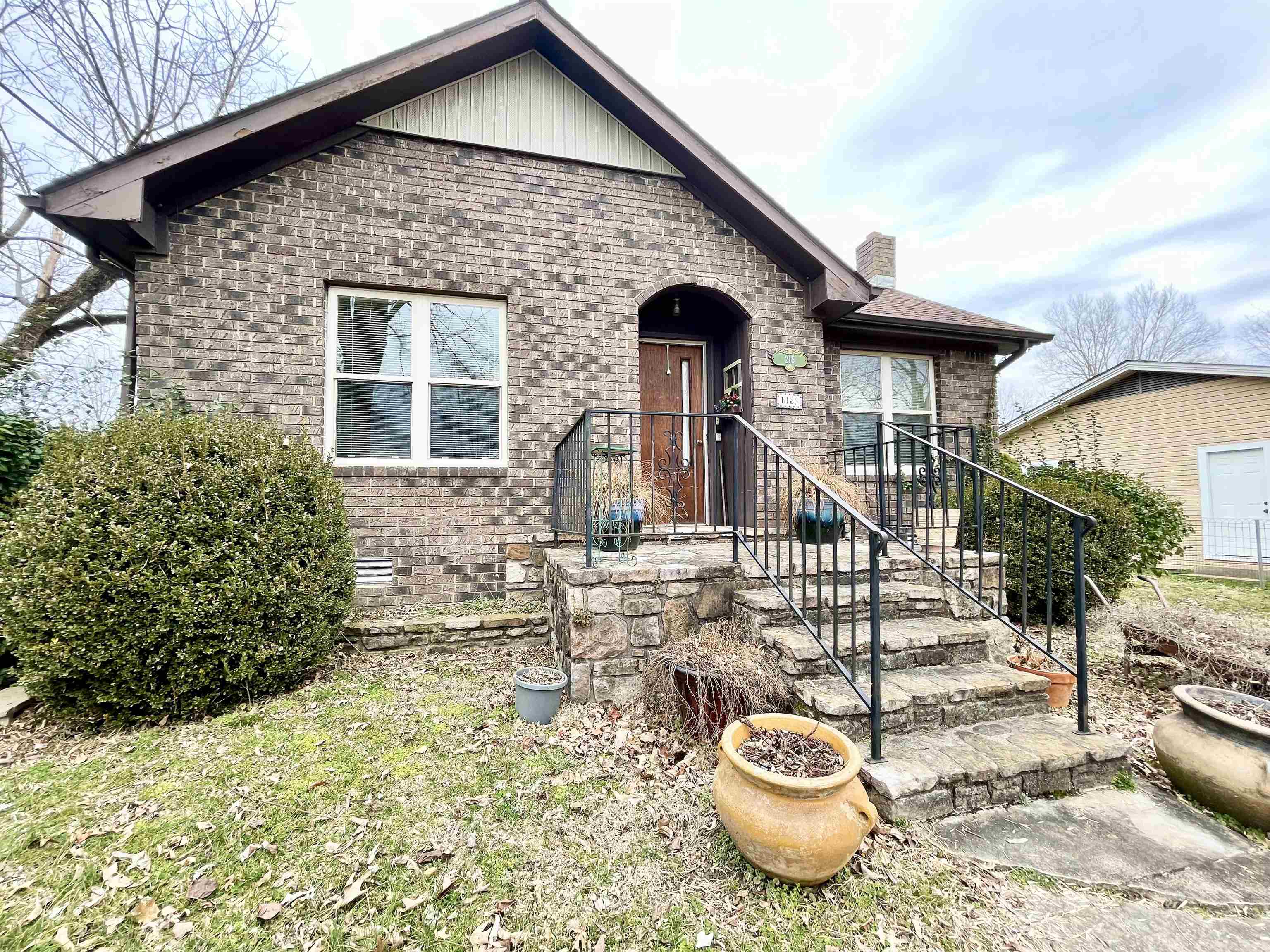 215  North  Salem, AR