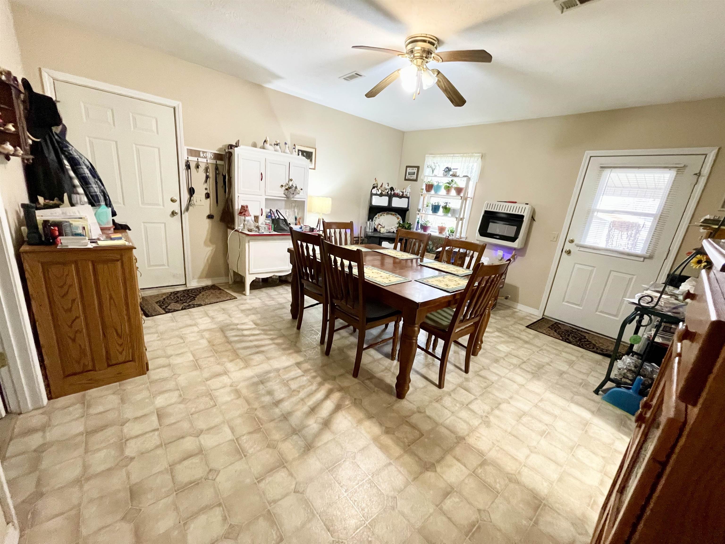 215  North  Salem, AR