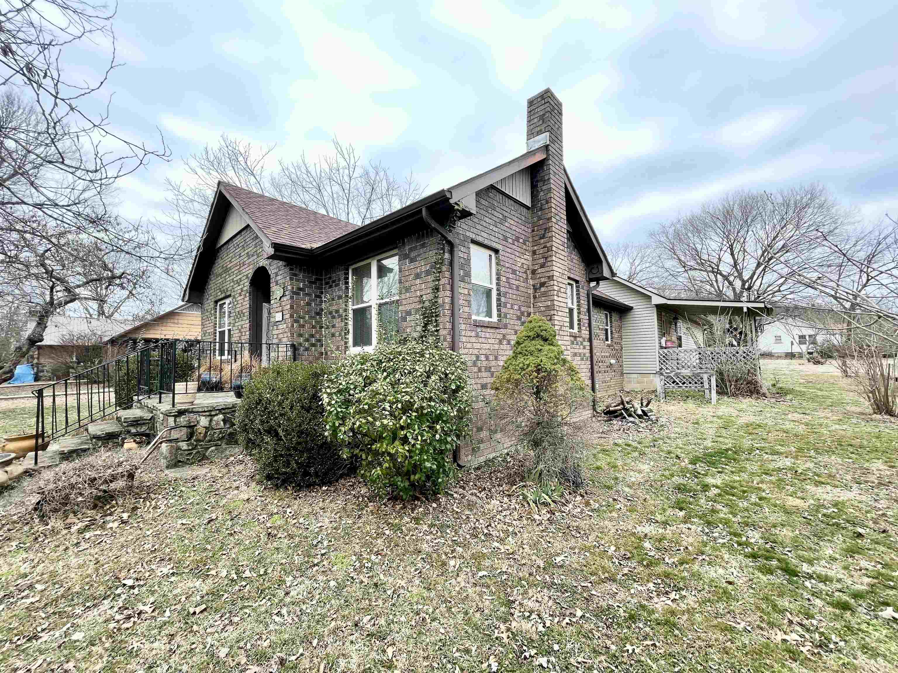 215  North  Salem, AR