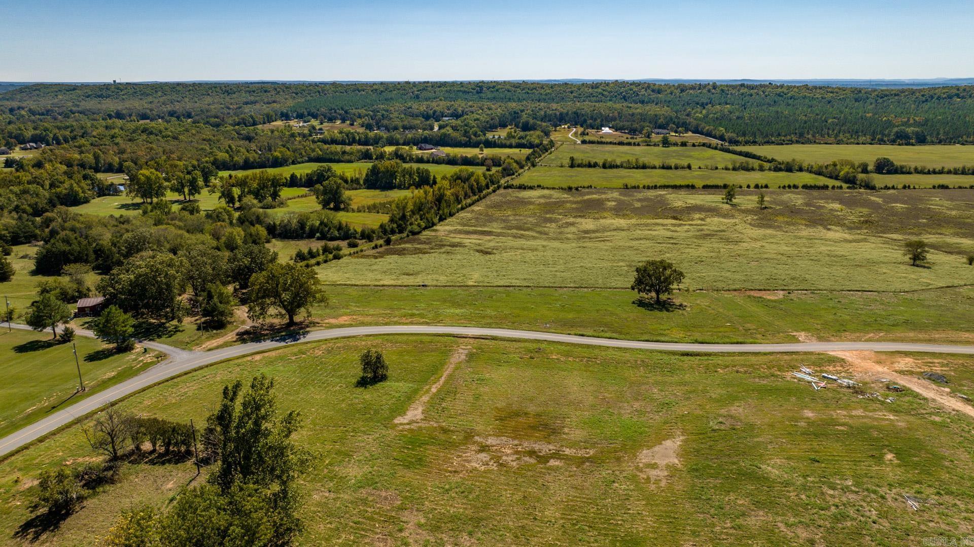 256  Castleberry Road  Greenbrier, AR