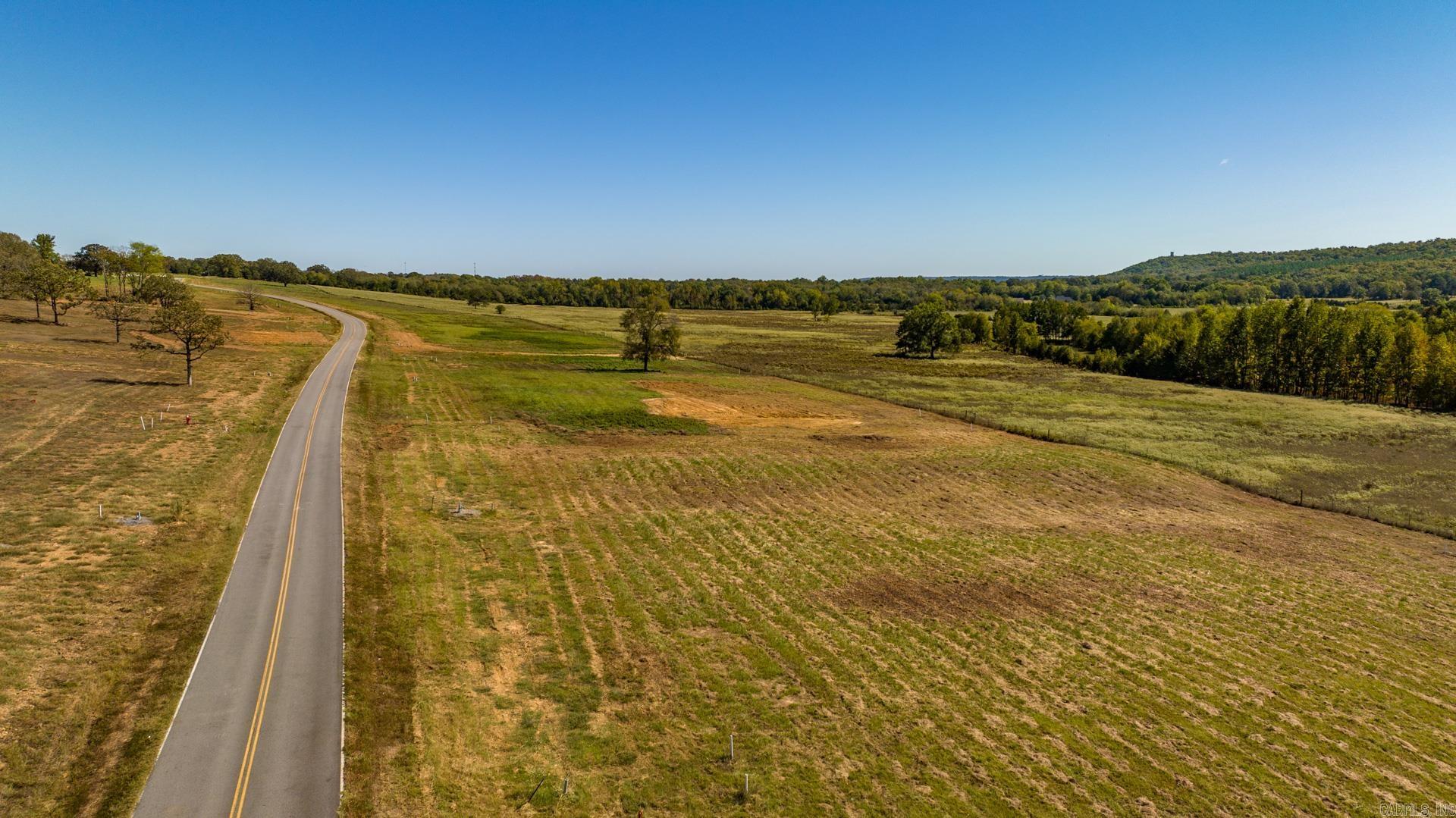 256  Castleberry Road  Greenbrier, AR