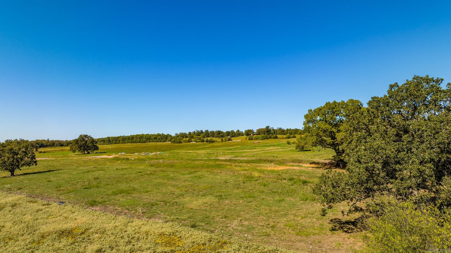 256  Castleberry Road  Greenbrier, AR