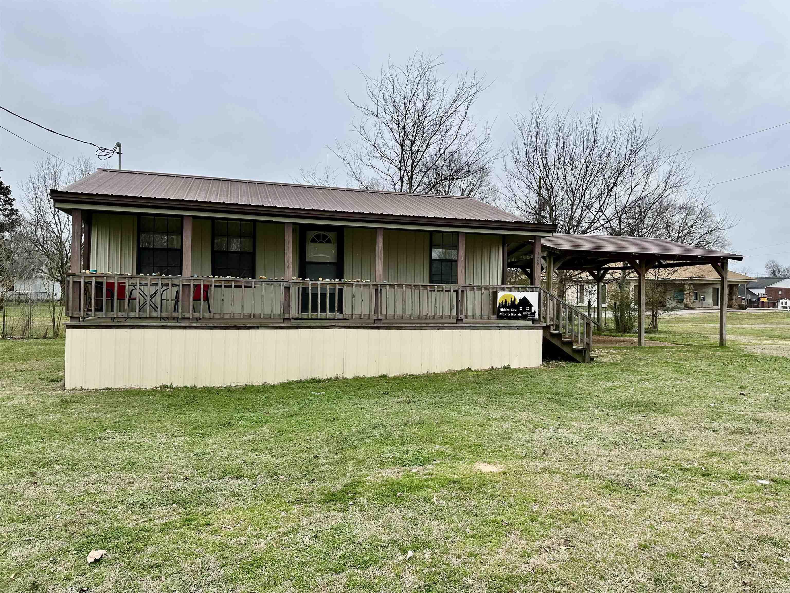 124 E 9Th St  Murfreesboro, AR