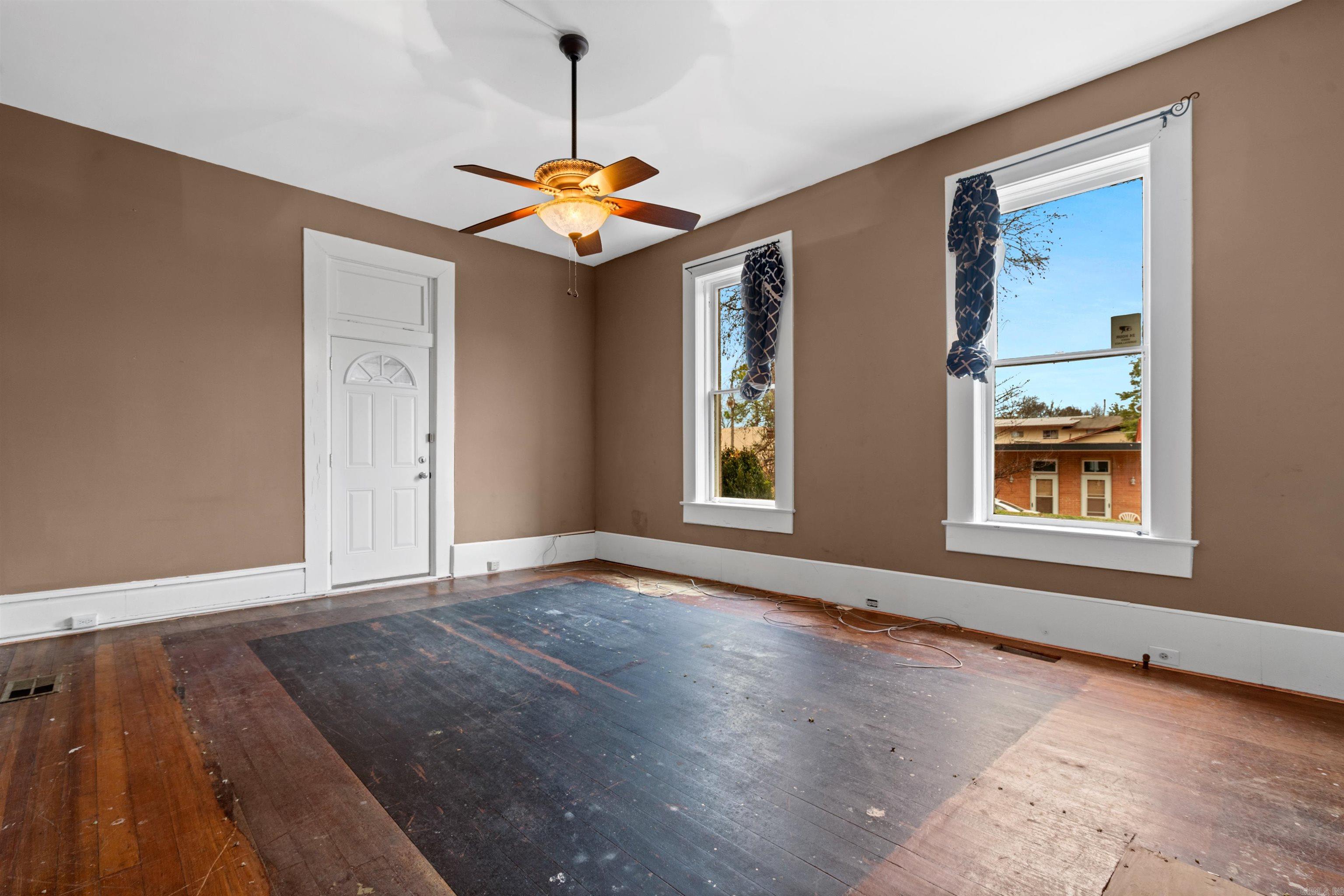 303  Quapaw  Hot Springs, AR