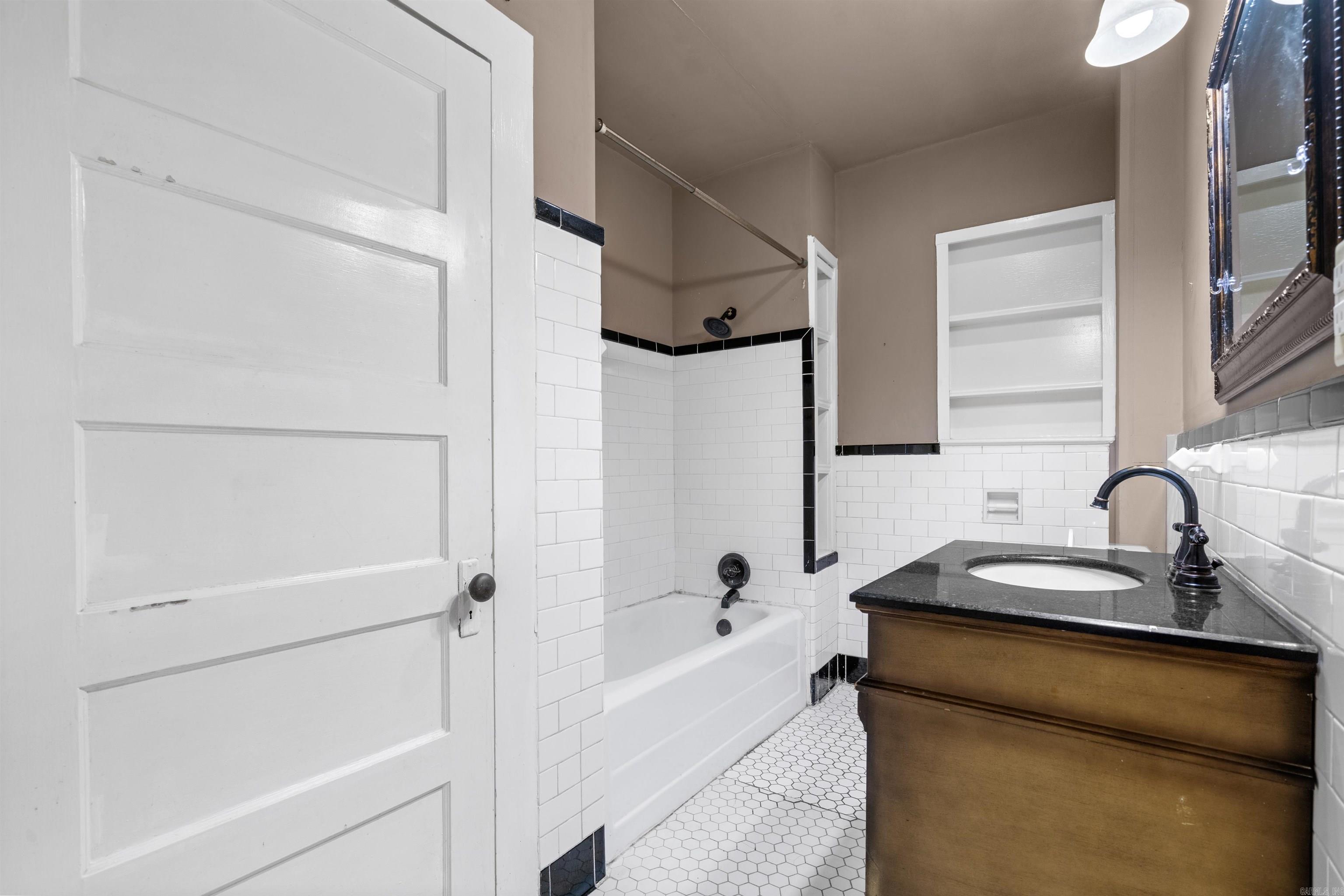 303  Quapaw  Hot Springs, AR