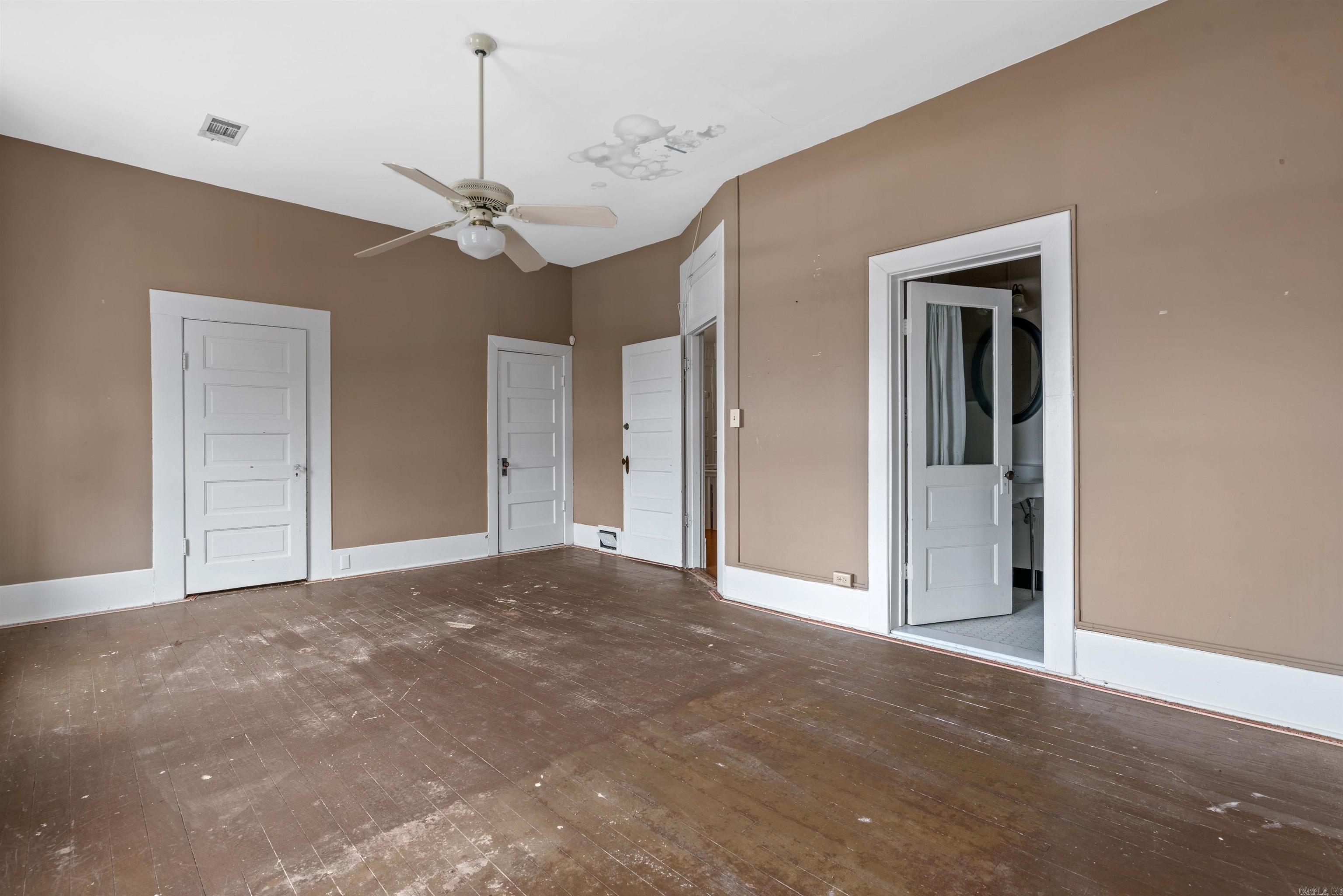 303  Quapaw  Hot Springs, AR