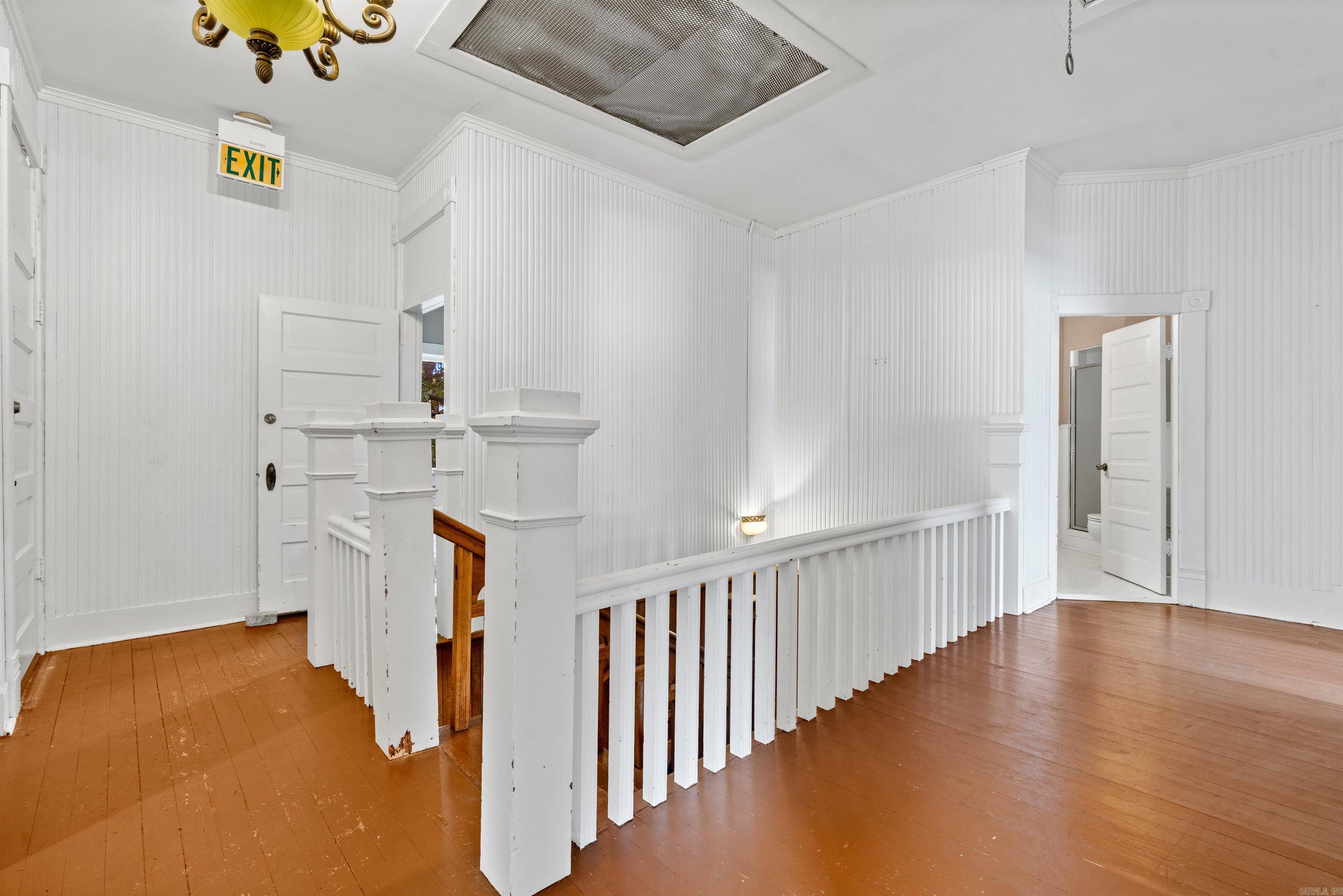 303  Quapaw  Hot Springs, AR