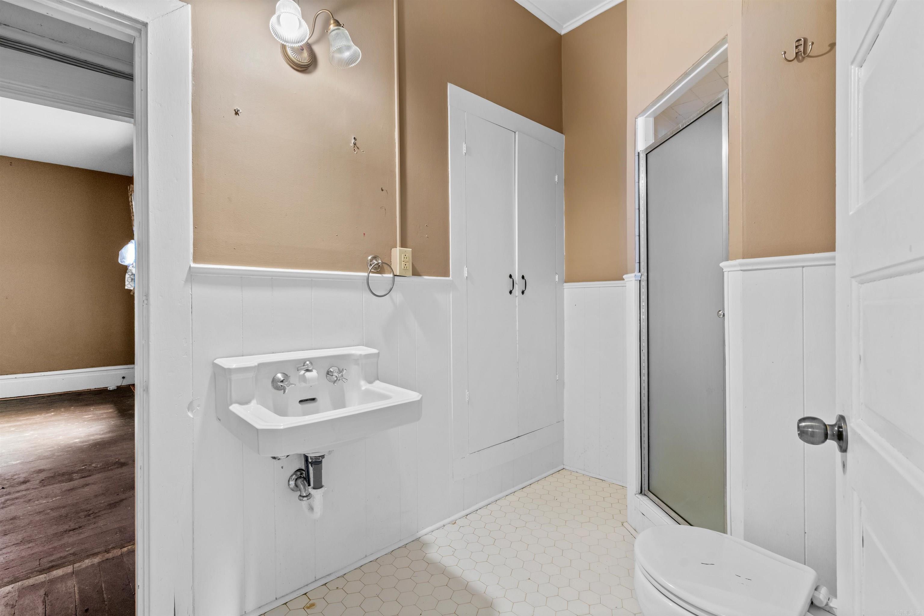 303  Quapaw  Hot Springs, AR