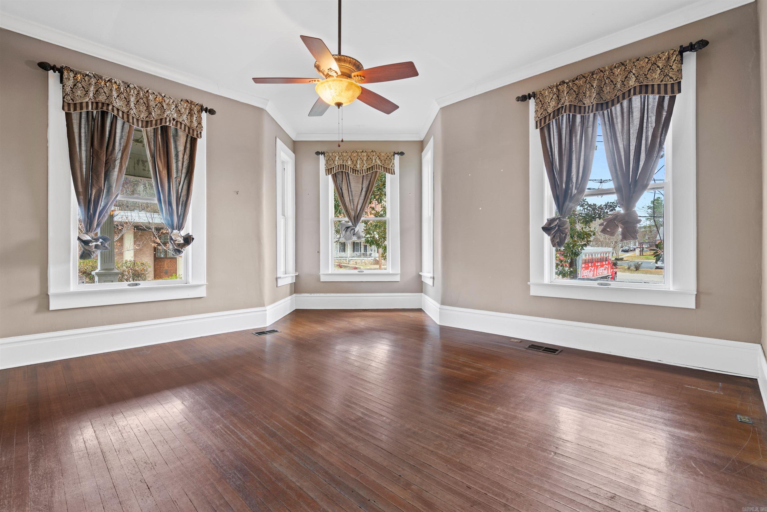 303  Quapaw  Hot Springs, AR