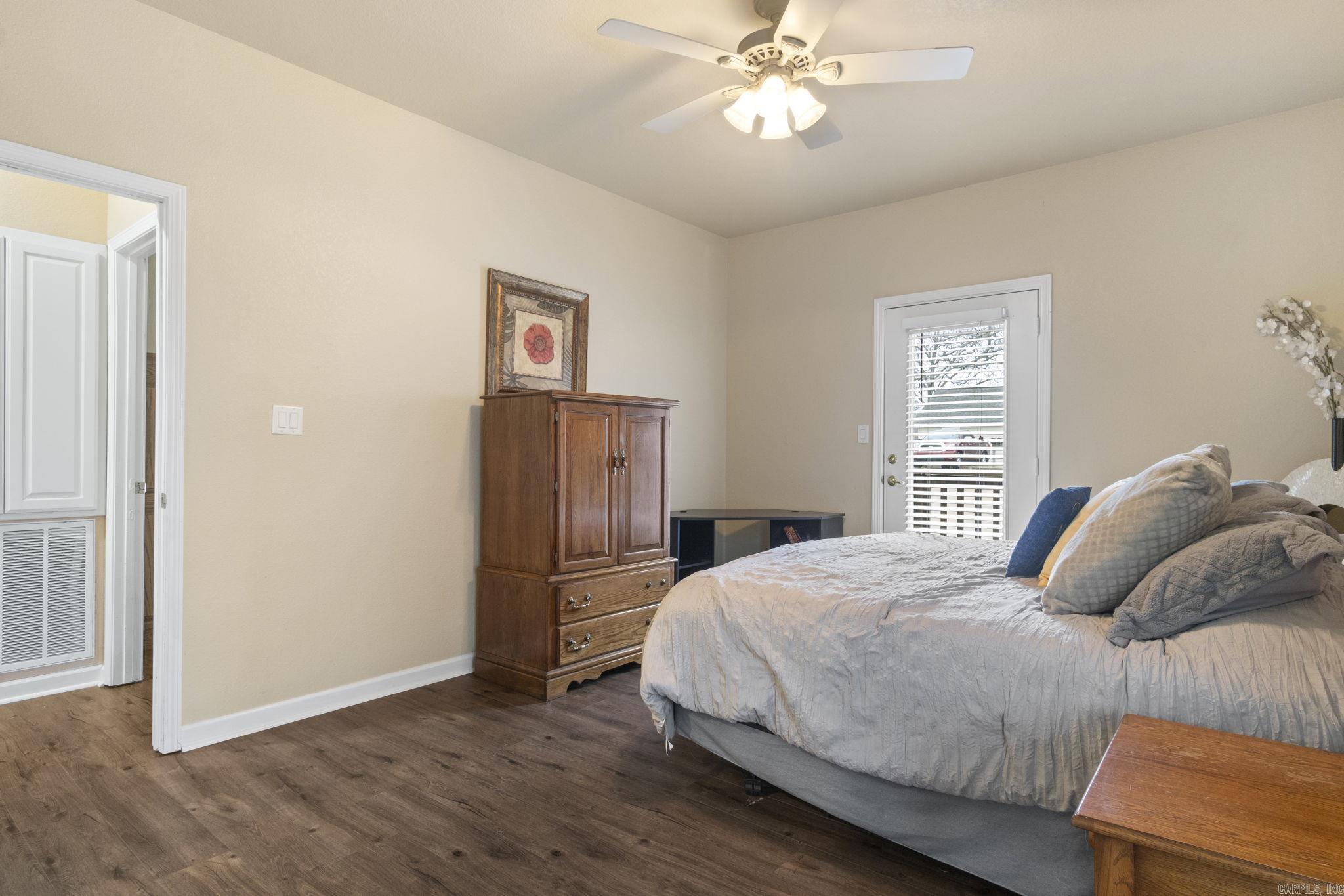 126  Chambers Point  Hot Springs, AR