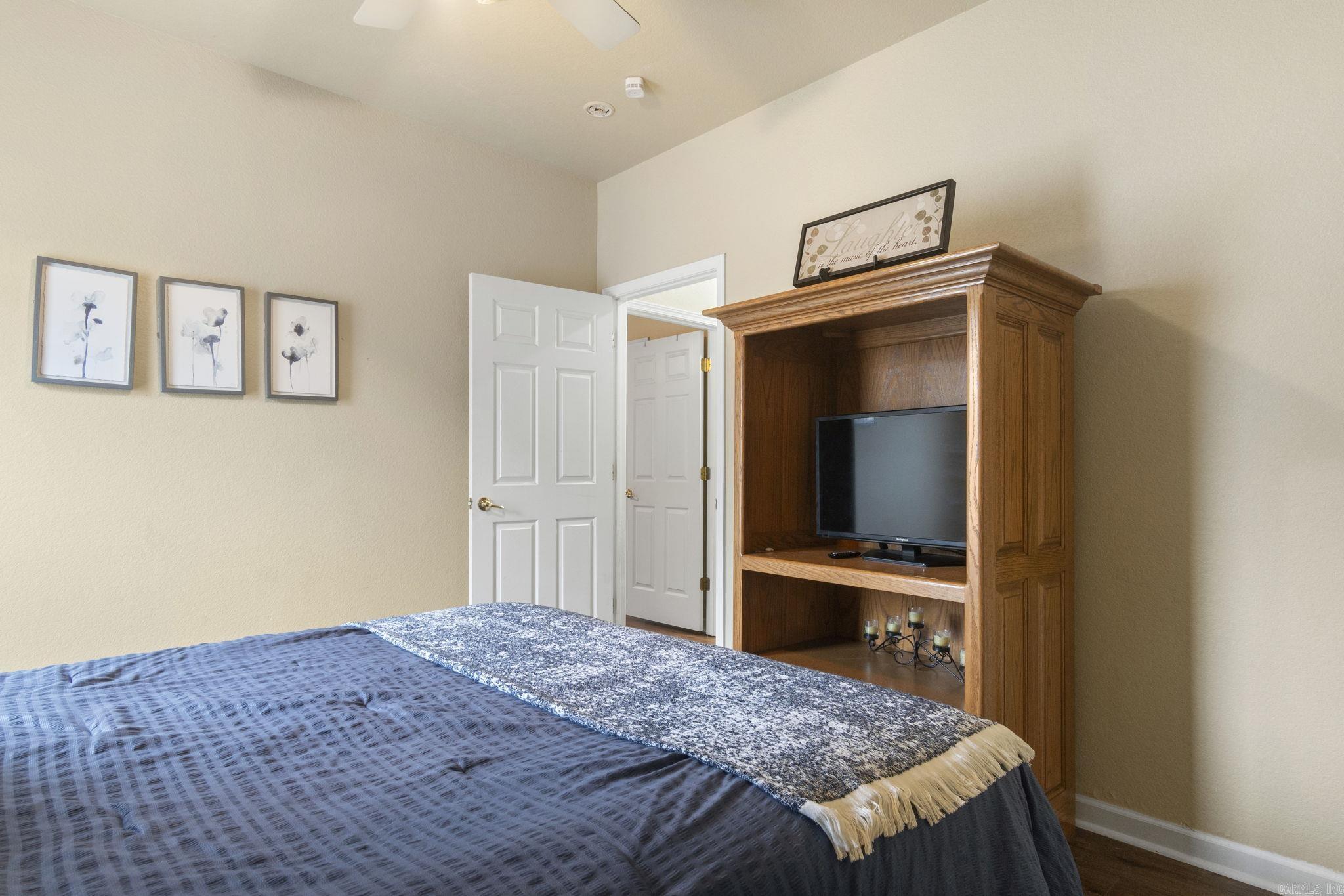 126  Chambers Point  Hot Springs, AR