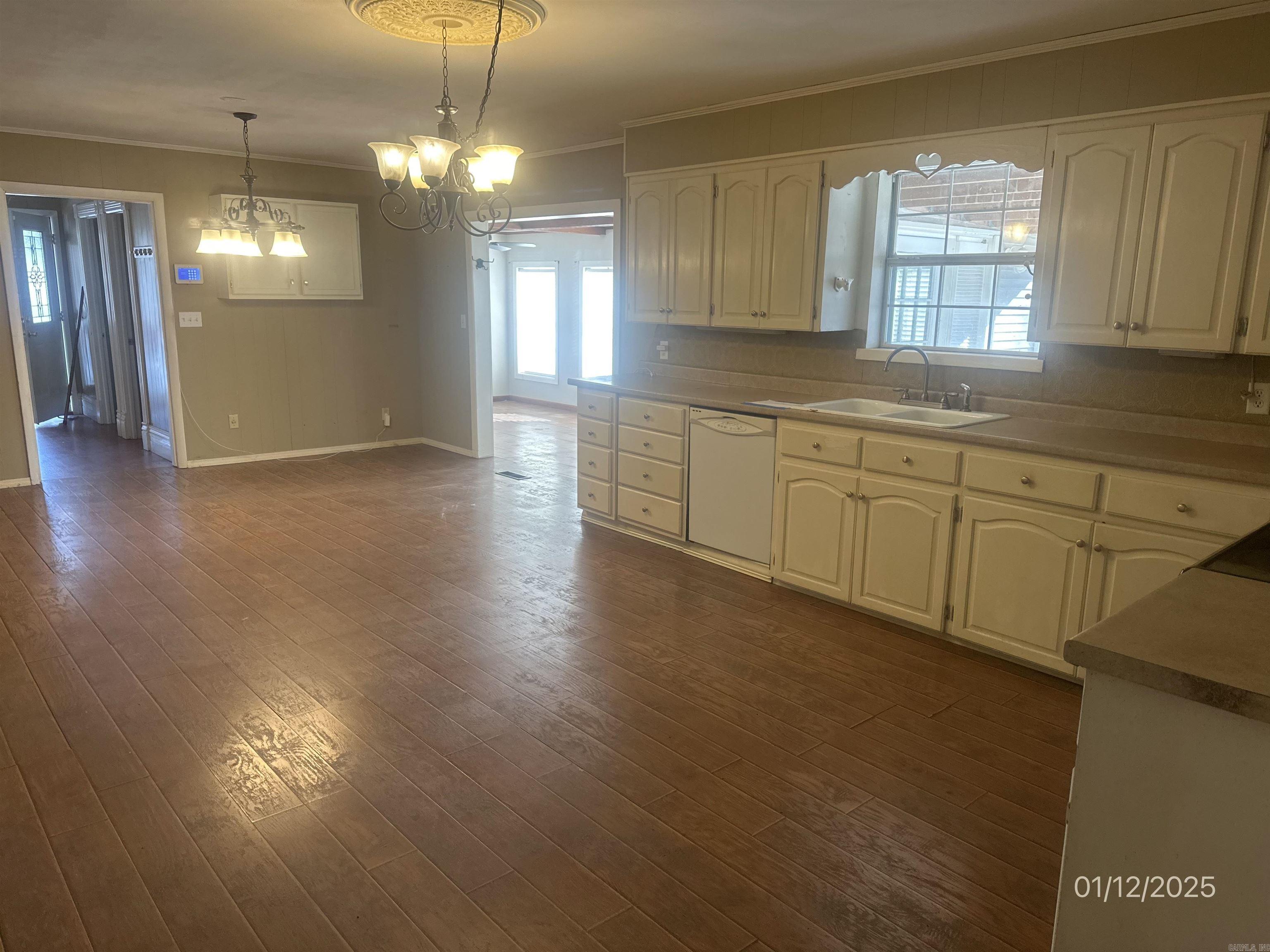 1013  Elm  Coal Hill, AR